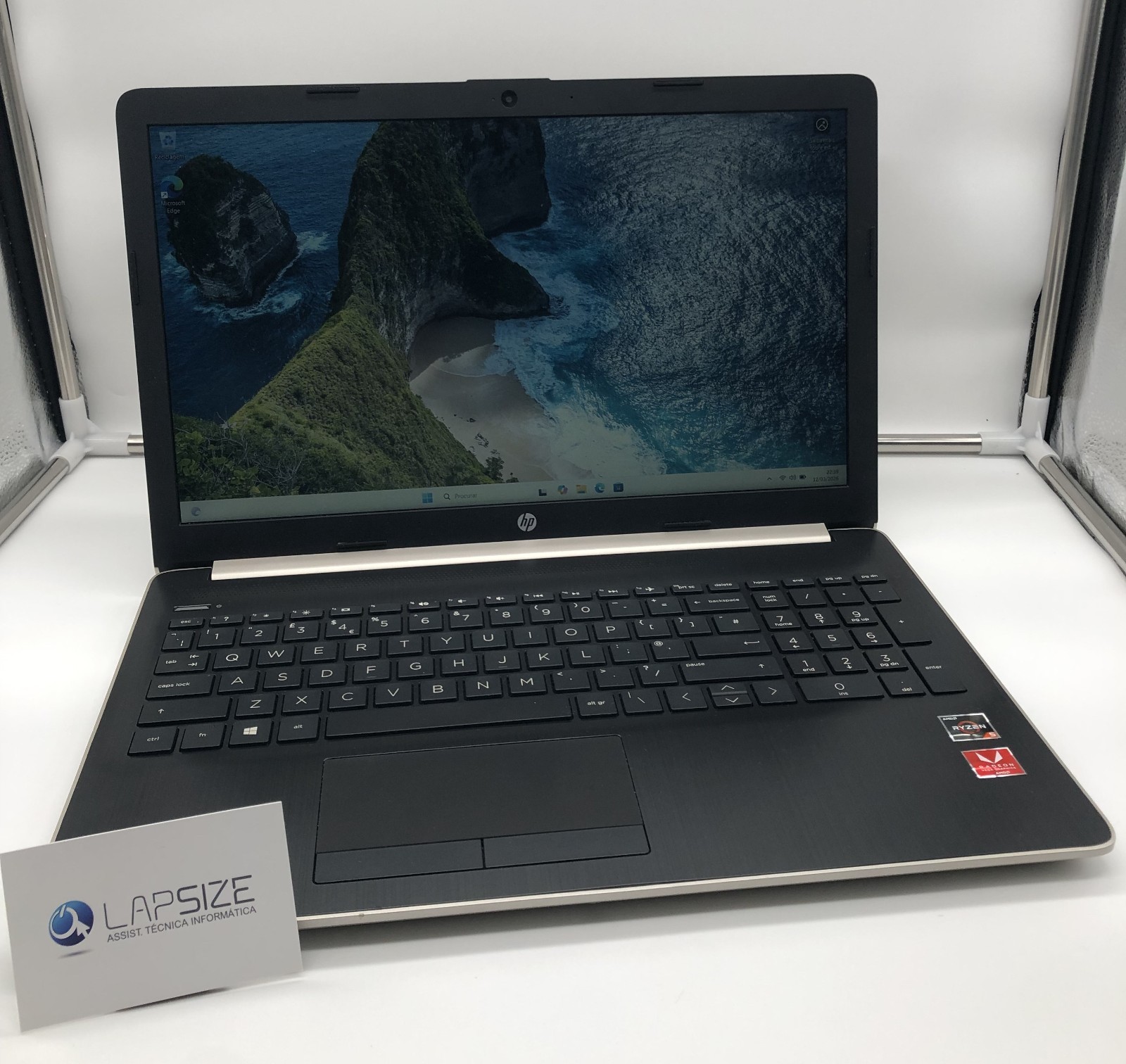 HP 15-db0996na | AMD Ryzen 5 2Ghz 8GB SSD 128GB 15.6