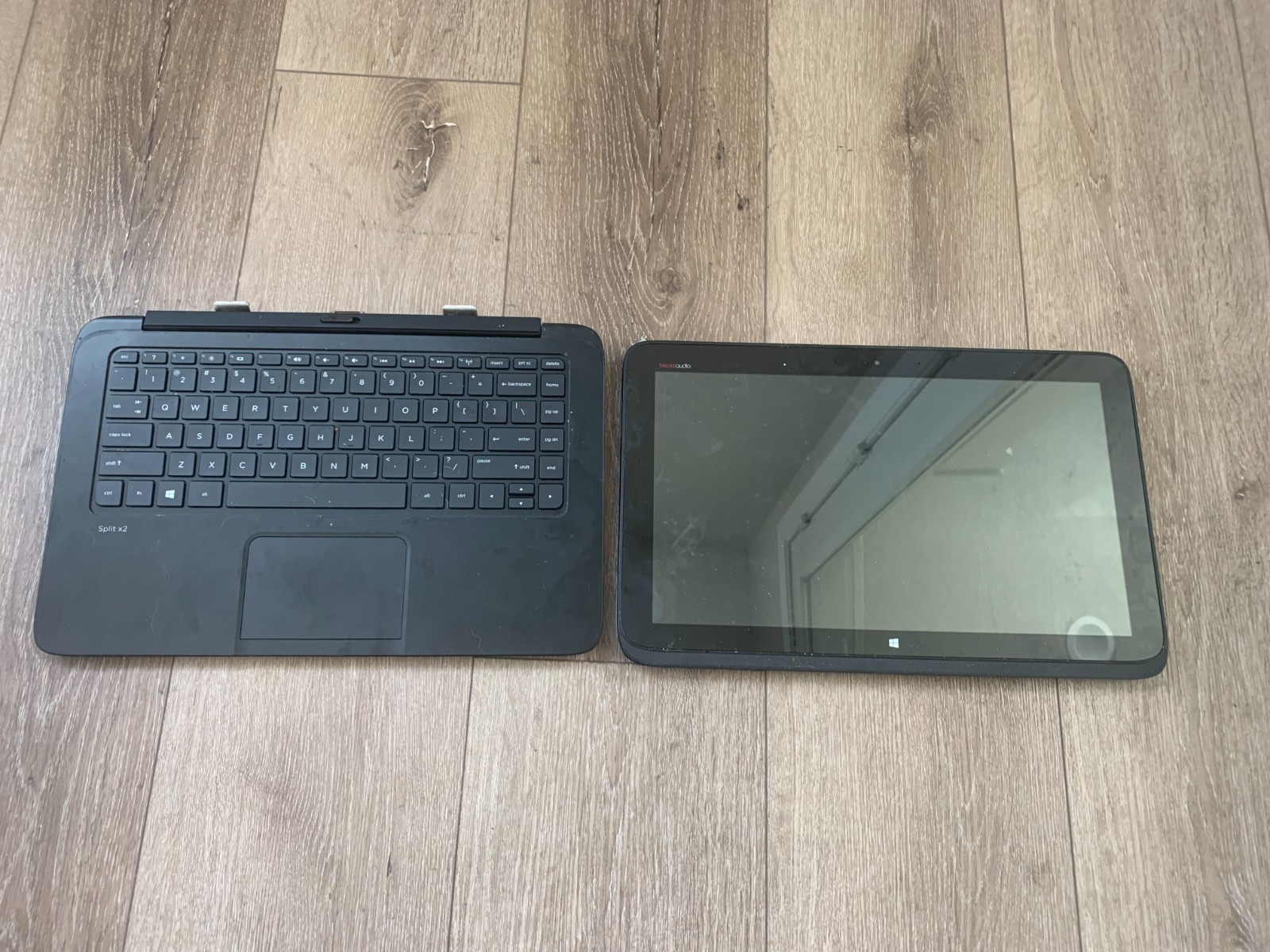 HP Split 13 x2 PC 13.3” Touchscreen Intel Core i3-4012Y 1.5GHz 4GB RAM 128GB SSD