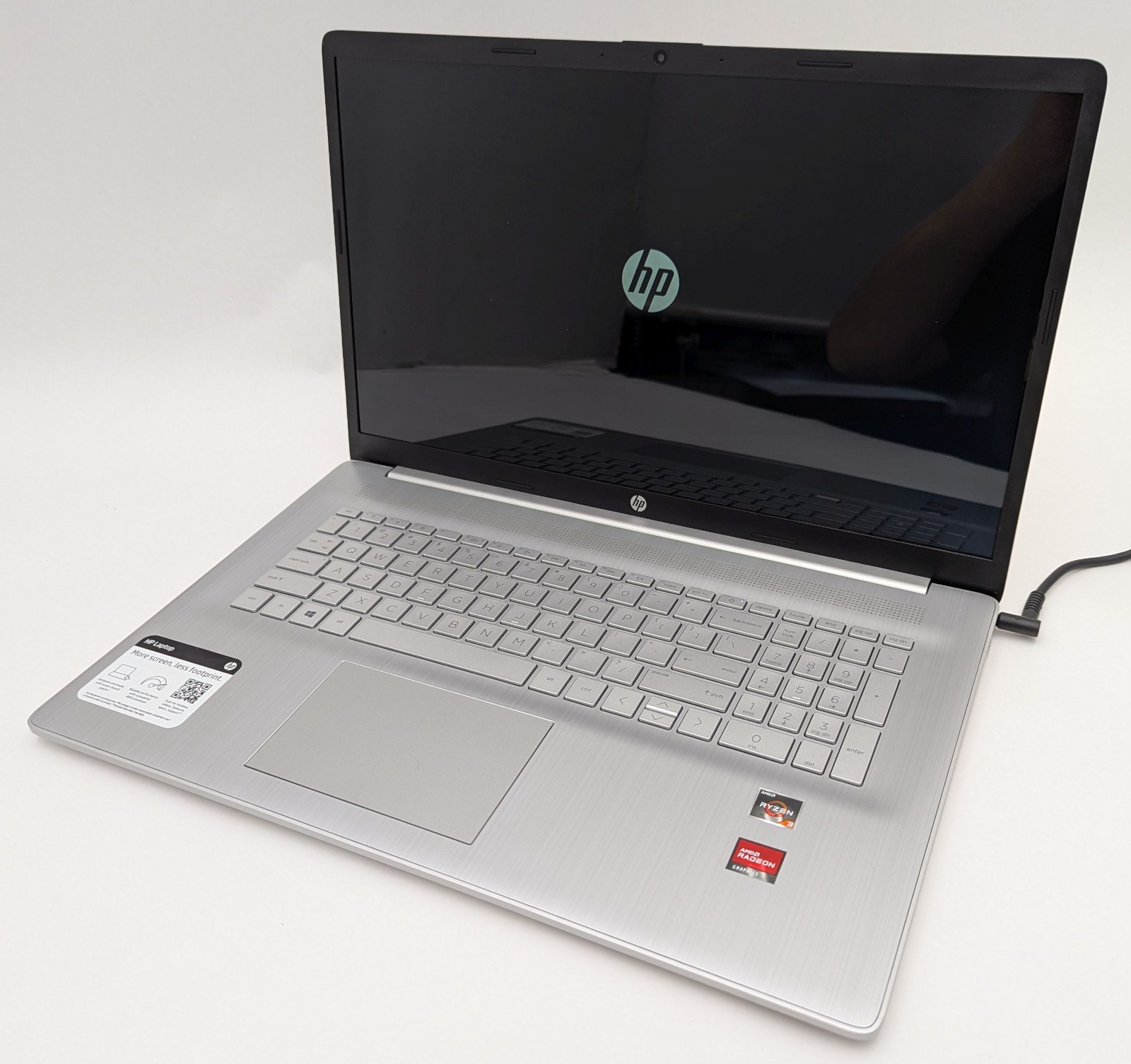 HP 17-cp0056nr 17.3″ Touch Laptop Ryzen 3 3250U 2.60GHz 16GB RAM 256GB SSD Win11