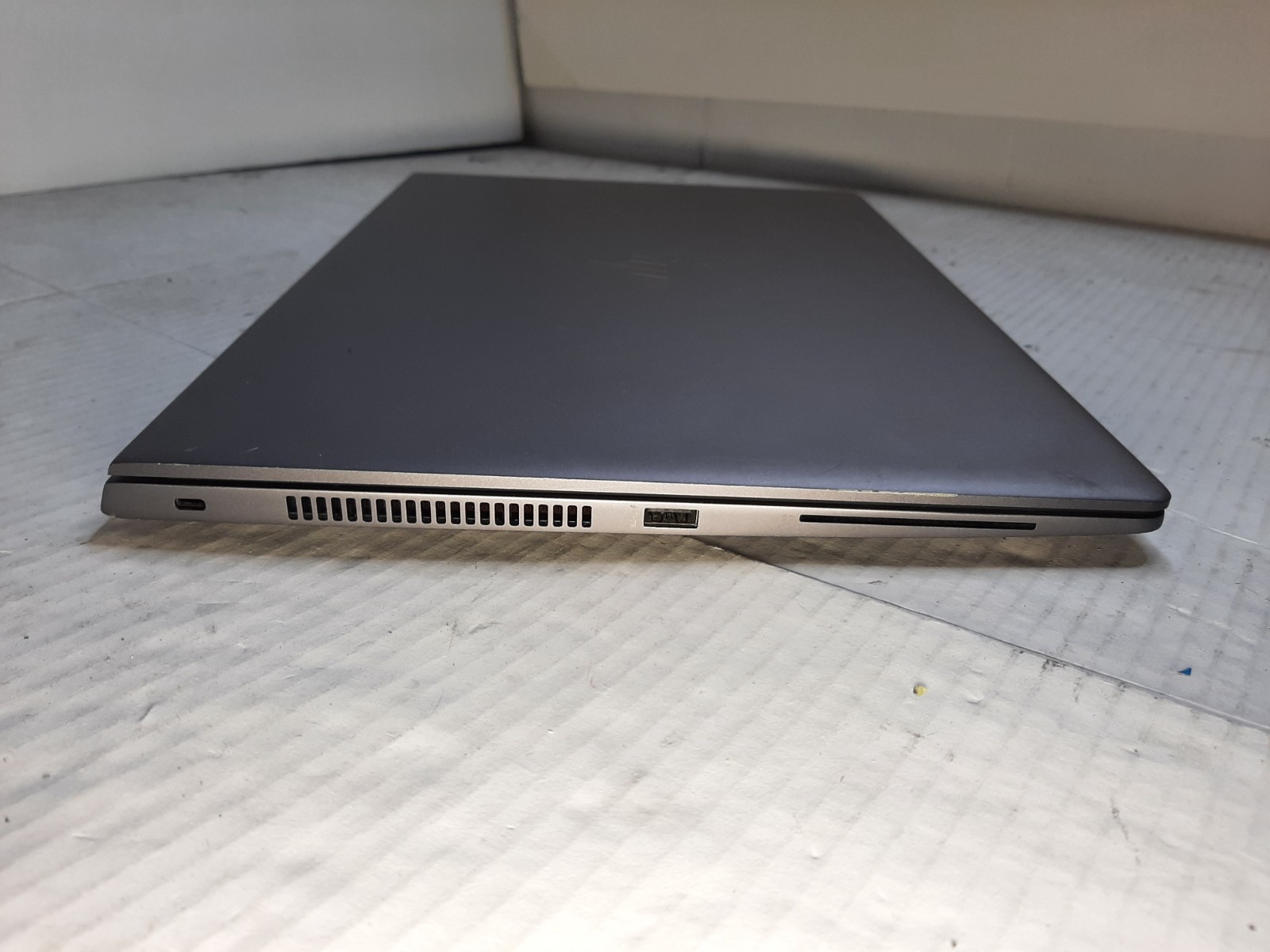 HP ZBook 15u G5 15.6″ Laptop i5-8350U 8GB RAM 256GB SSD WIN11 NO BATTERY!! #97