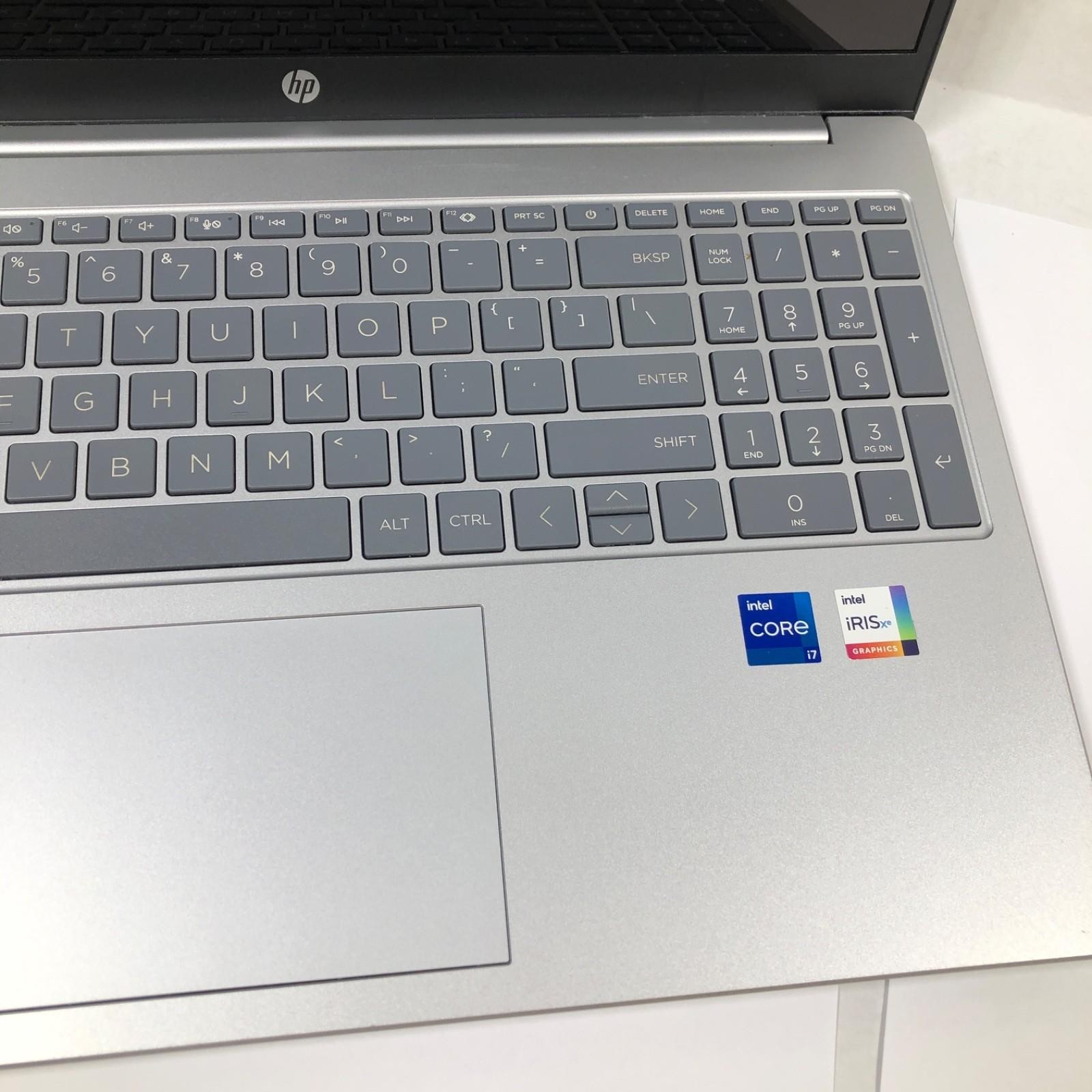 HP 15-FD0107DX 15.6″ 512GB SSD 16GB RAM 1.7GHz Core i7-1255U Win 11 Home