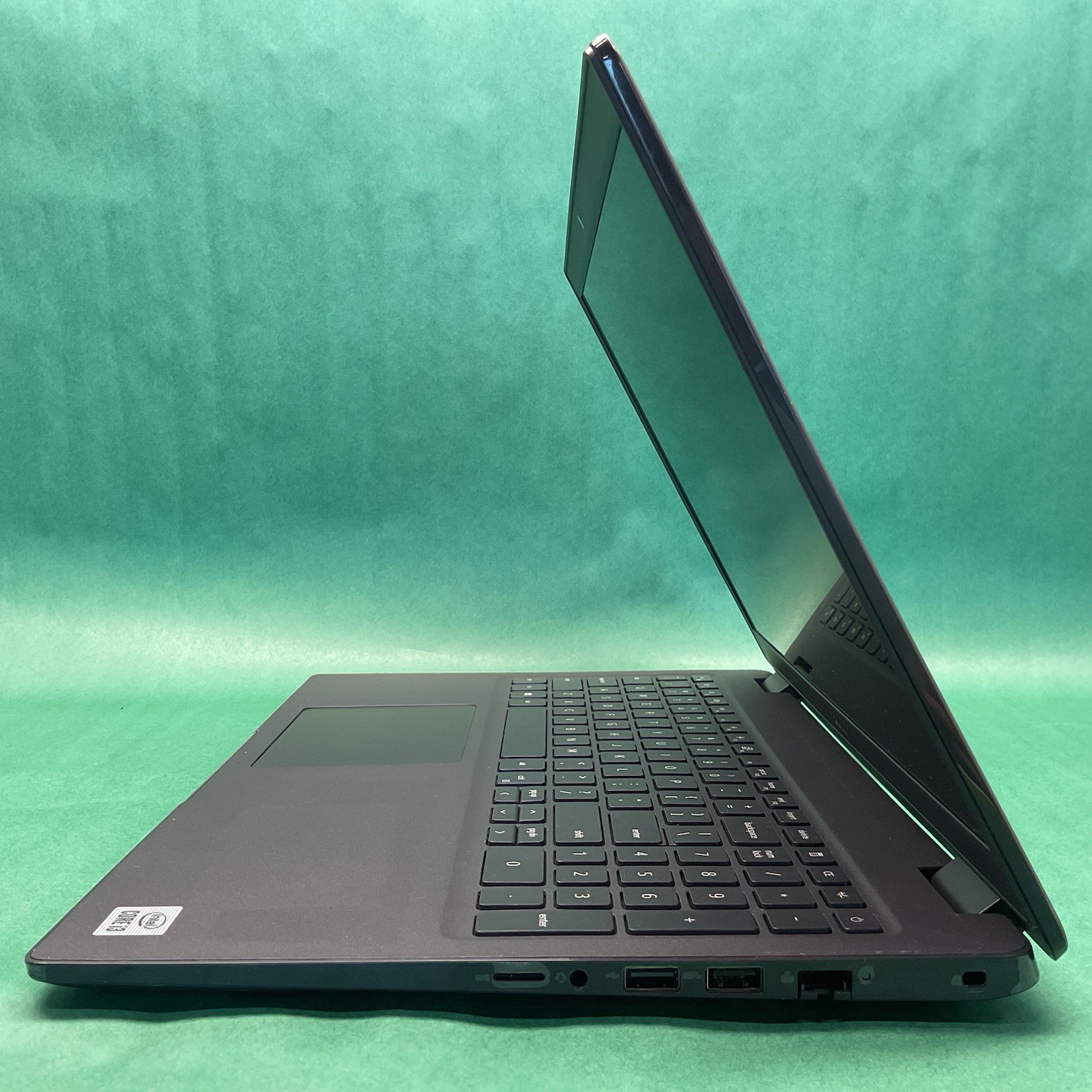 Dell Latitude 3510 i3 – No HD – No RAM – Untested