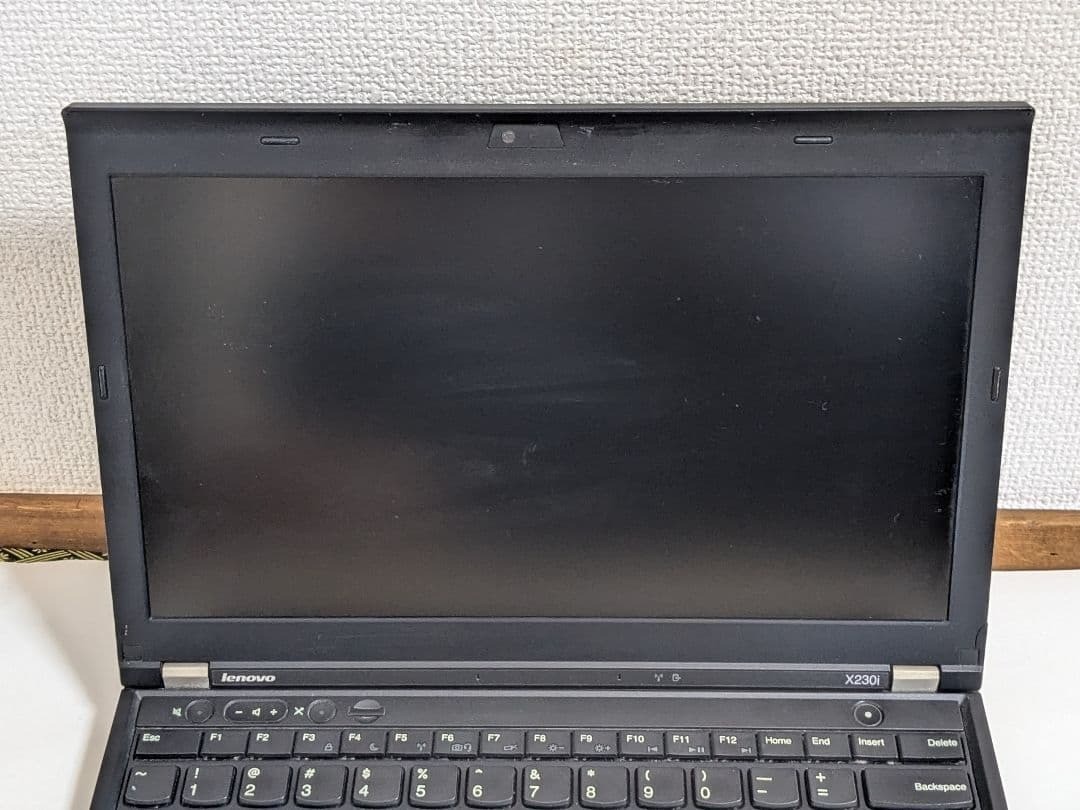 Lenovo ThinkPad X230i Core i3-3110M 4GB 320GB HDD Win10 Home Laptop