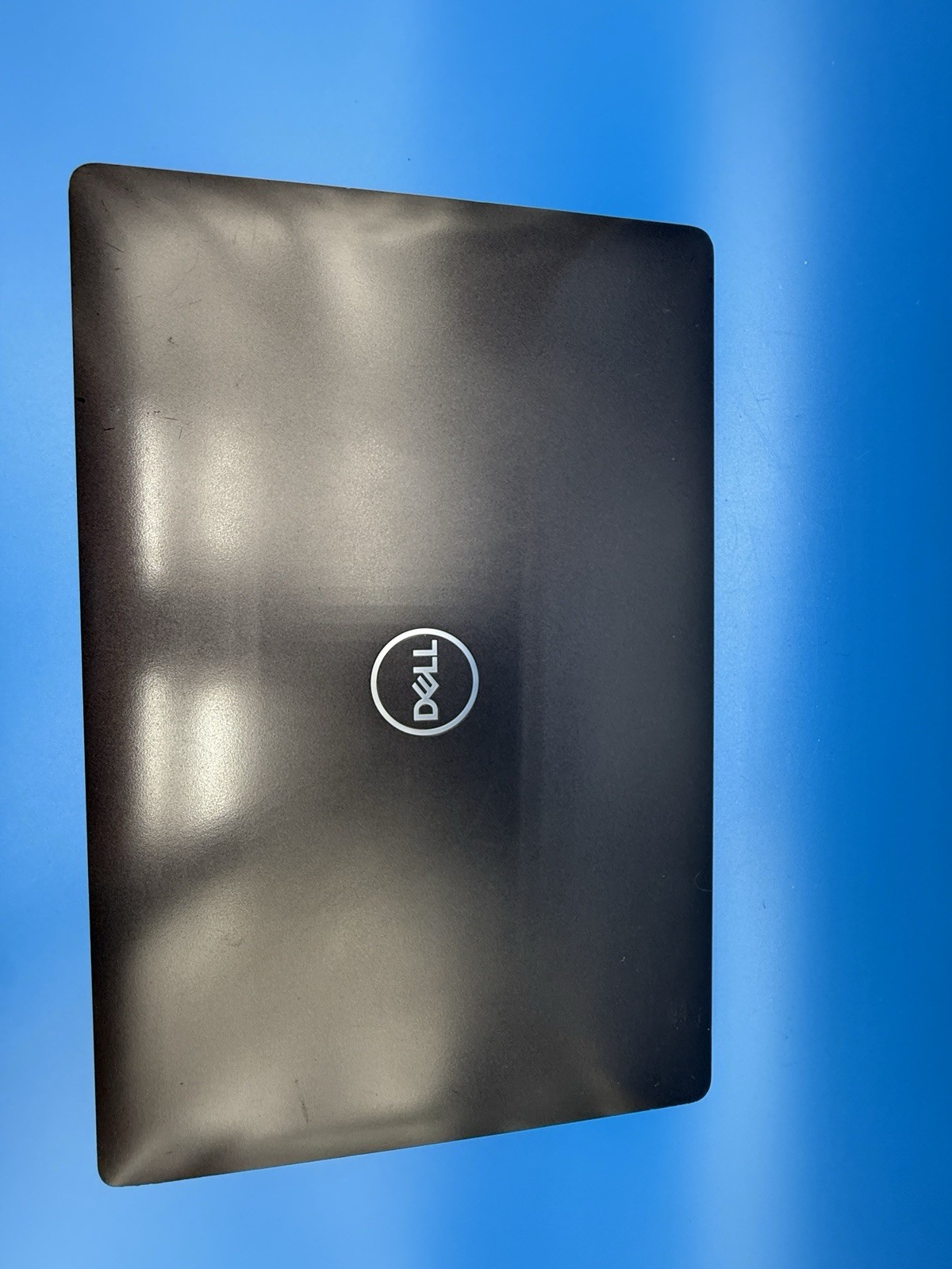 Dell Precision 3541 i5-9300H Quadro P620 4GB 12GB 512GB SSD 15.6” Win11
