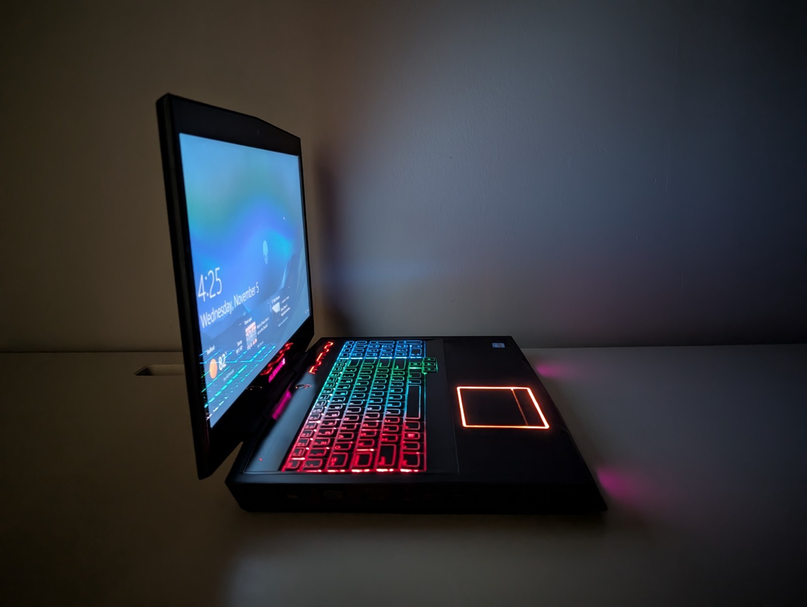 Alienware M17x R4 — i7 3rd Gen 32GB RAM 2TB SSD + 1TB HD | Triple XP + 7 + 10