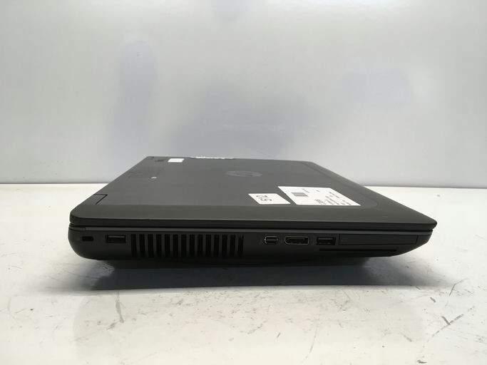 HP ZBook 15 Intel i5-4300M 2.6GHz 8 GB NO HDD No Batt
