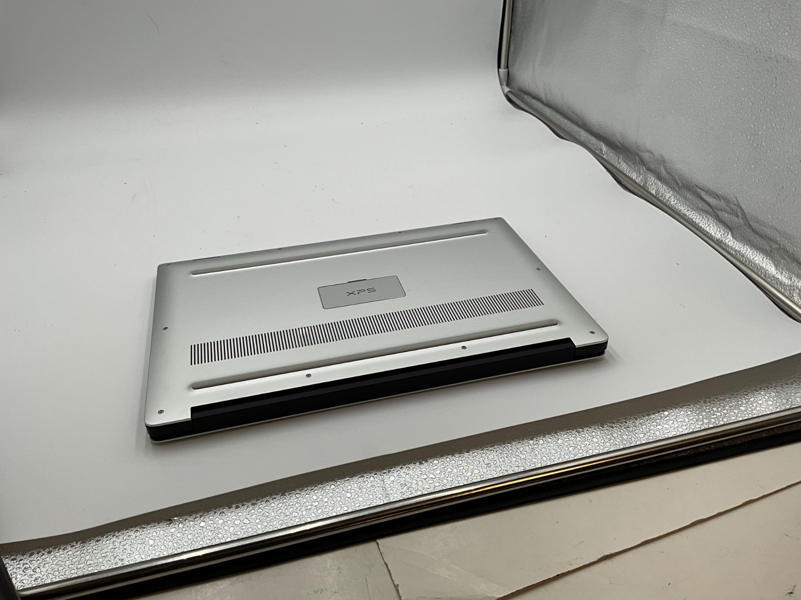 DELL XPS 15 9570 i7-8750H 32GB 1tb NVME GTX 1050TI LAPTOP 2LXHLQ2 *read*