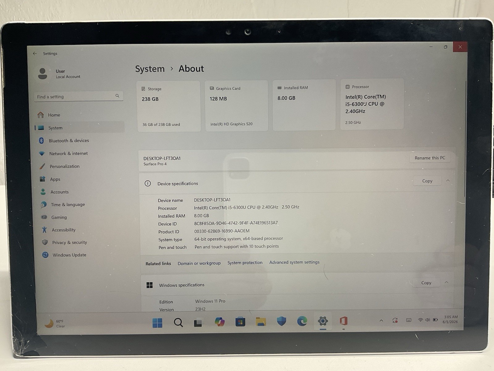 Microsoft Surface Pro 4 1724 12.3” Intel i5-6300U 8GB RAM 256GB SSD WIN11P-READ