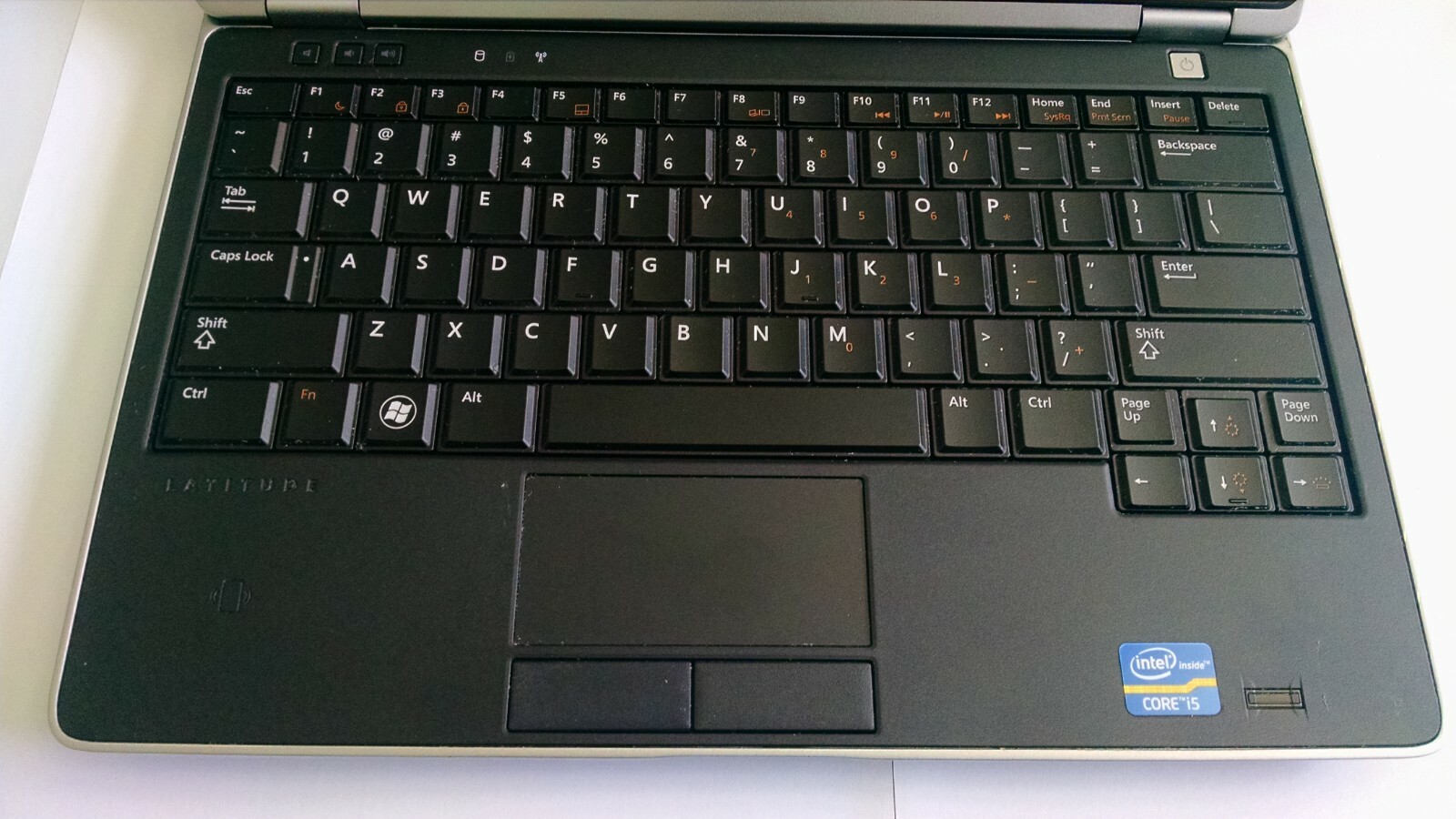 Used Dell Latitude E5270 Core i5 Wndows 11 512gb SSD Drive 16gb RAM laptop