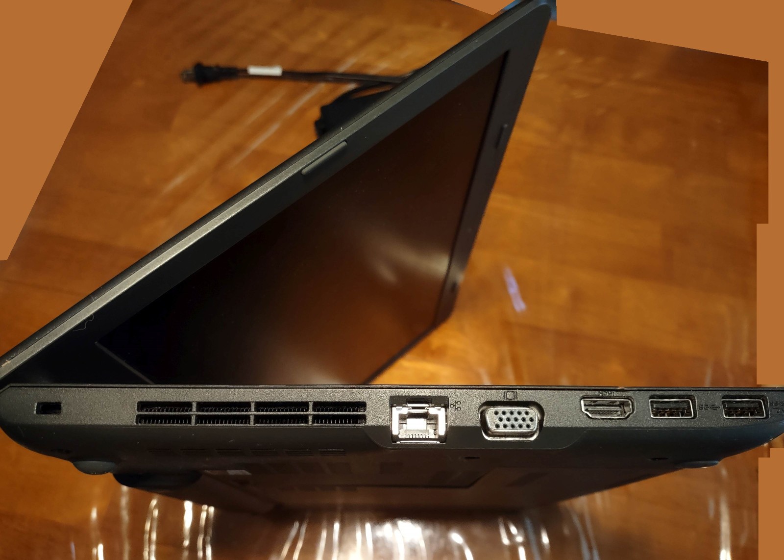 Lenovo E555 15.6” AMD A6 2.2GHz 8GB 500GB HDD Win10Pro MS Office *READ*