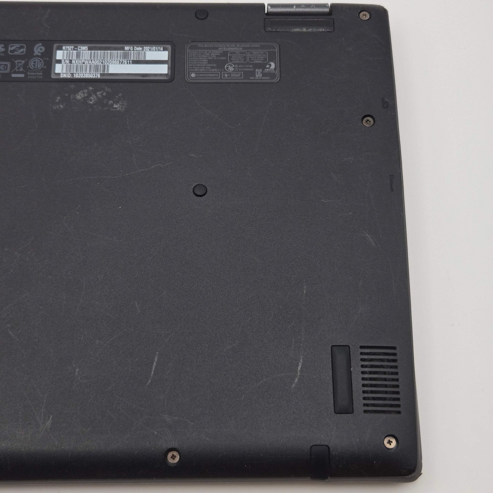 Acer Chromebook R752 Series N18Q6 11″ 32GB 4GB RAM – Cracked Screen Bad Battery