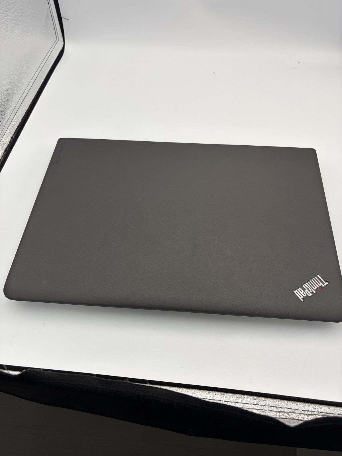 Lenovo ThinkPad E550 (2015) Intel(R) Core(TM) i5-5200U @ 2.20 GHz 8GB RAM 256GB