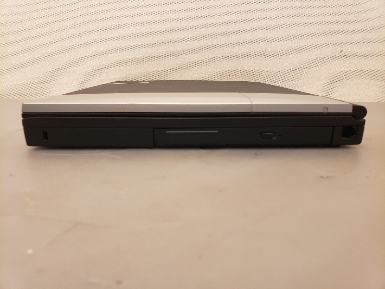 Vintage Compaq EVO N610C Laptop Pentium 4 1.8GHz 768MB 60GB WinXP Pro SP2