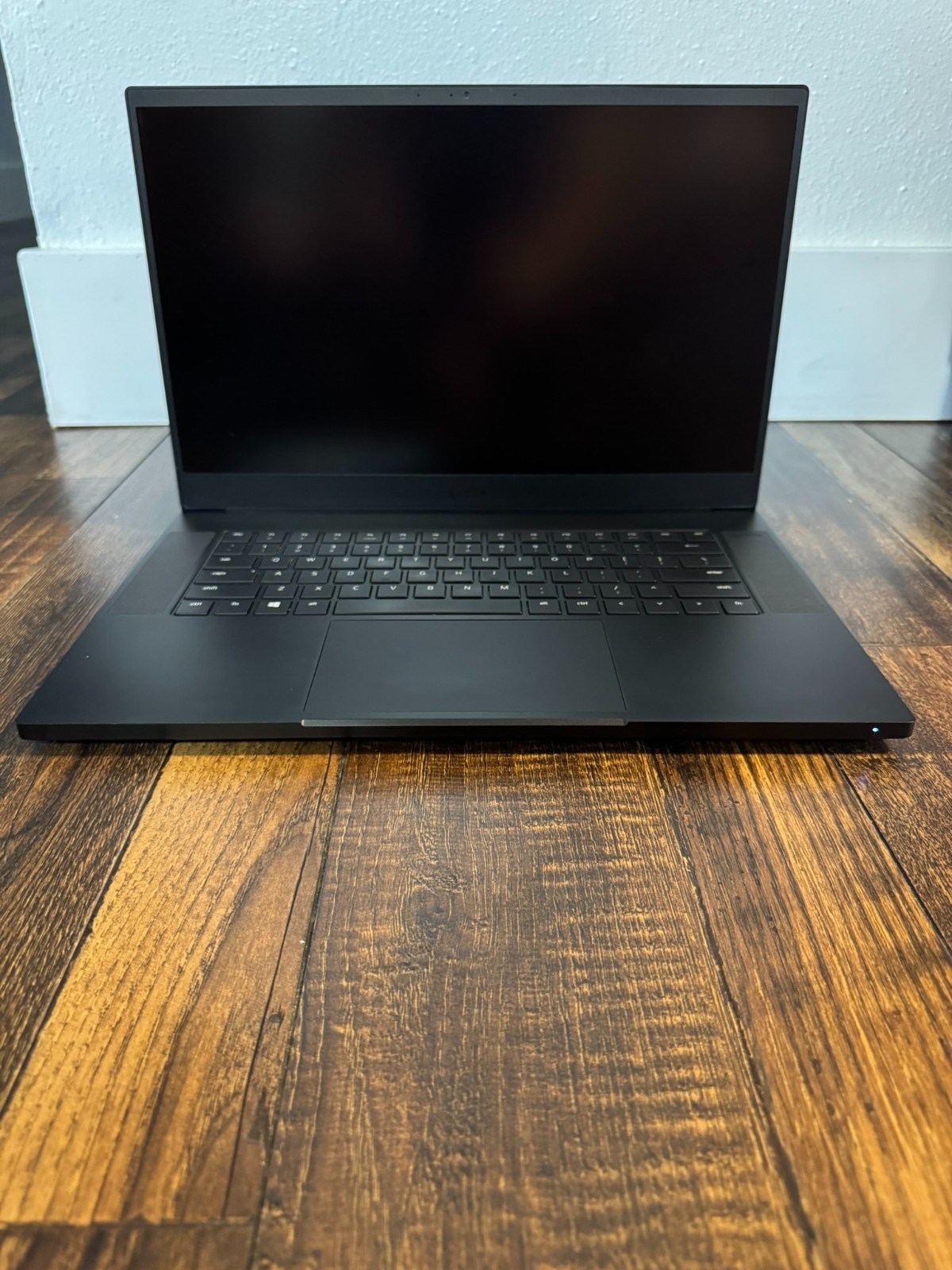 Razer Blade 15 (2018) RZ09-02385 i7-8750H 2.2GHz 16GB RAM 512GB SSD GTX 1060