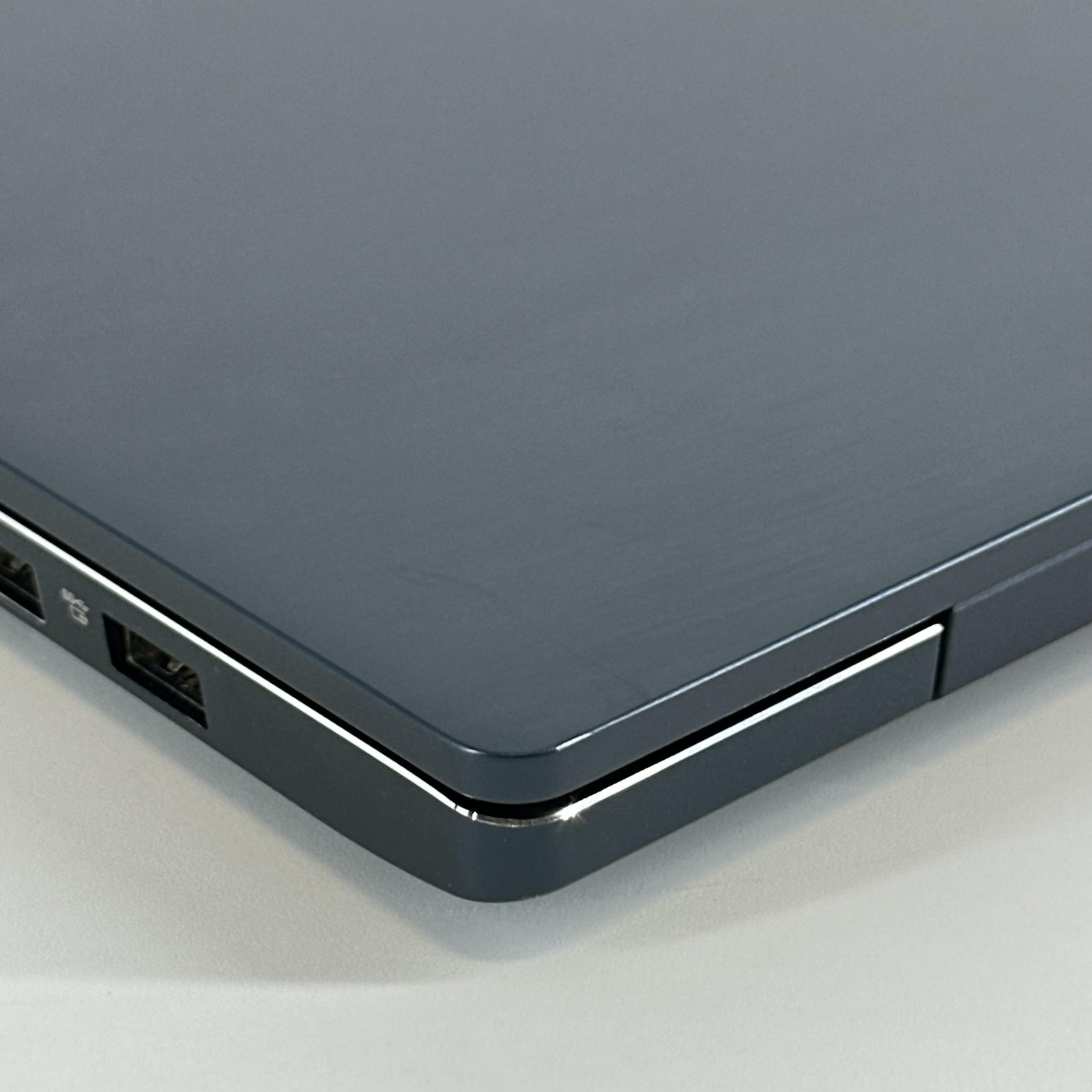 Lenovo IdeaPad 5 15.6 Blue FHD 1.7 GHz i7-1255U 12GB RAM 512GB SSD Good
