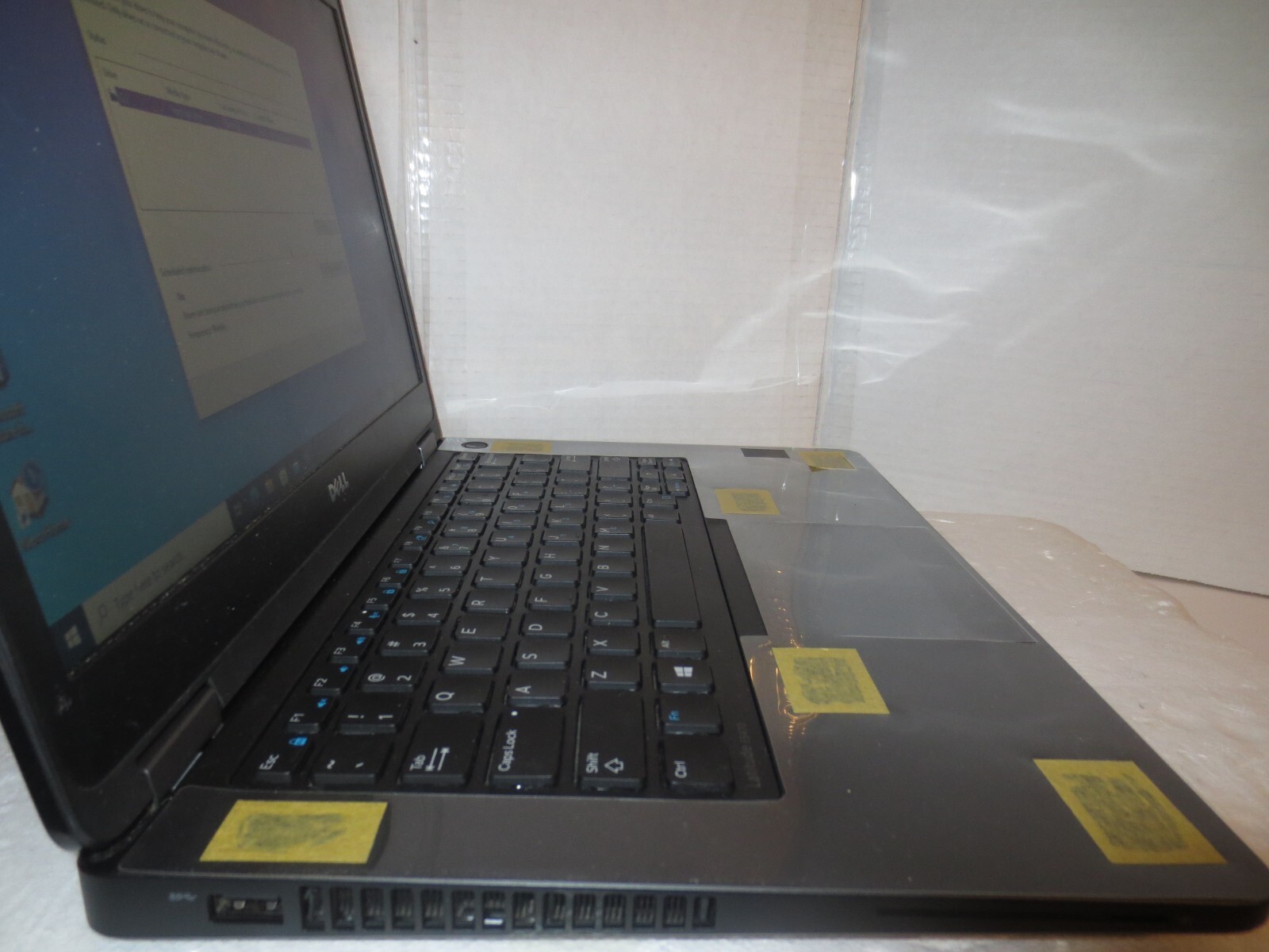 DELL LATITUDE E5470 14″ CORE i5-6200U@2.30GHz 4GB RAM 500GB HDD WINDOWS 10 1