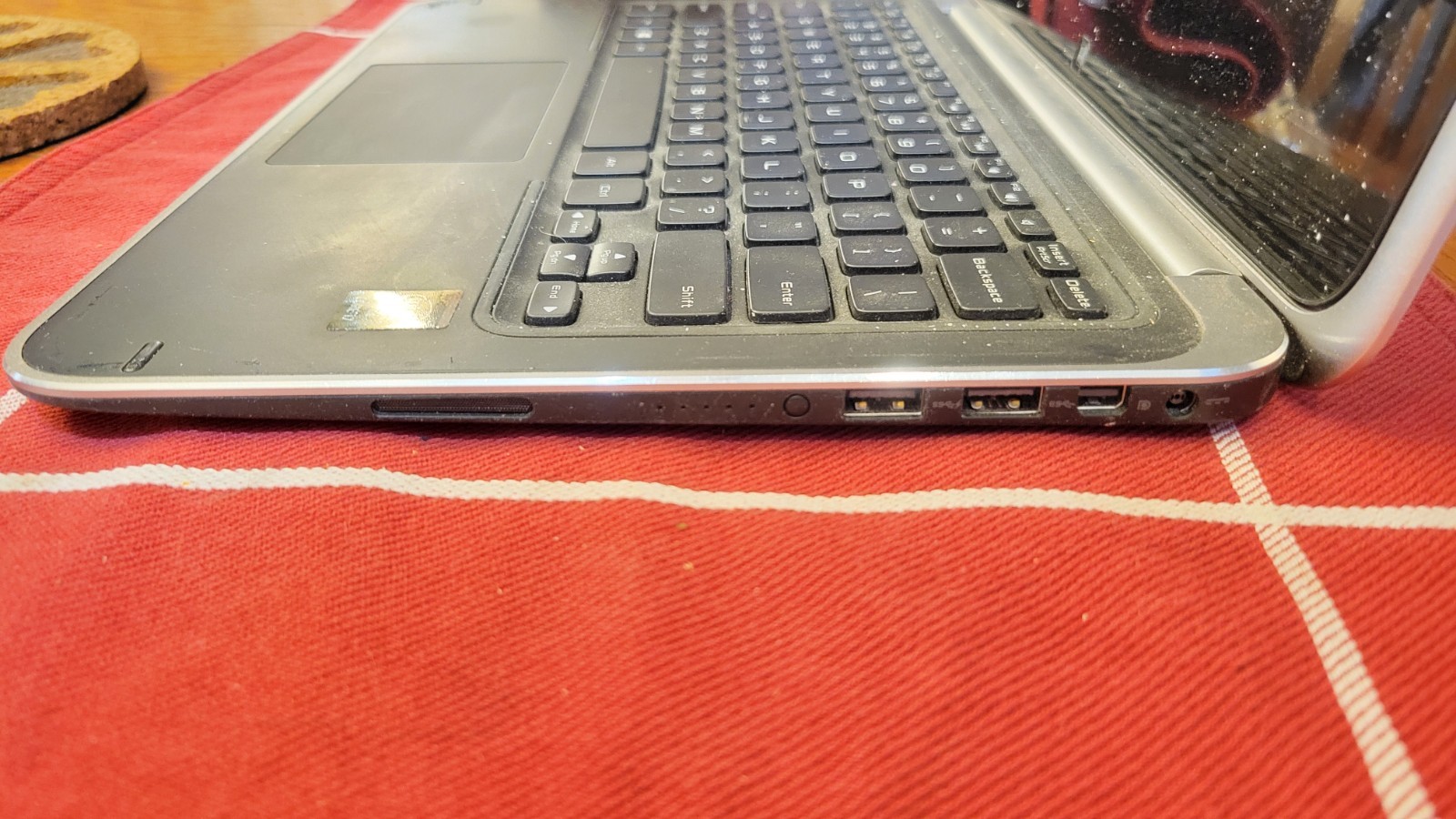 Dell XPS 12-9Q33 1″ Laptop Core i7-4500U 8GB RAM NO MSATA SSD Works but Bad LCD