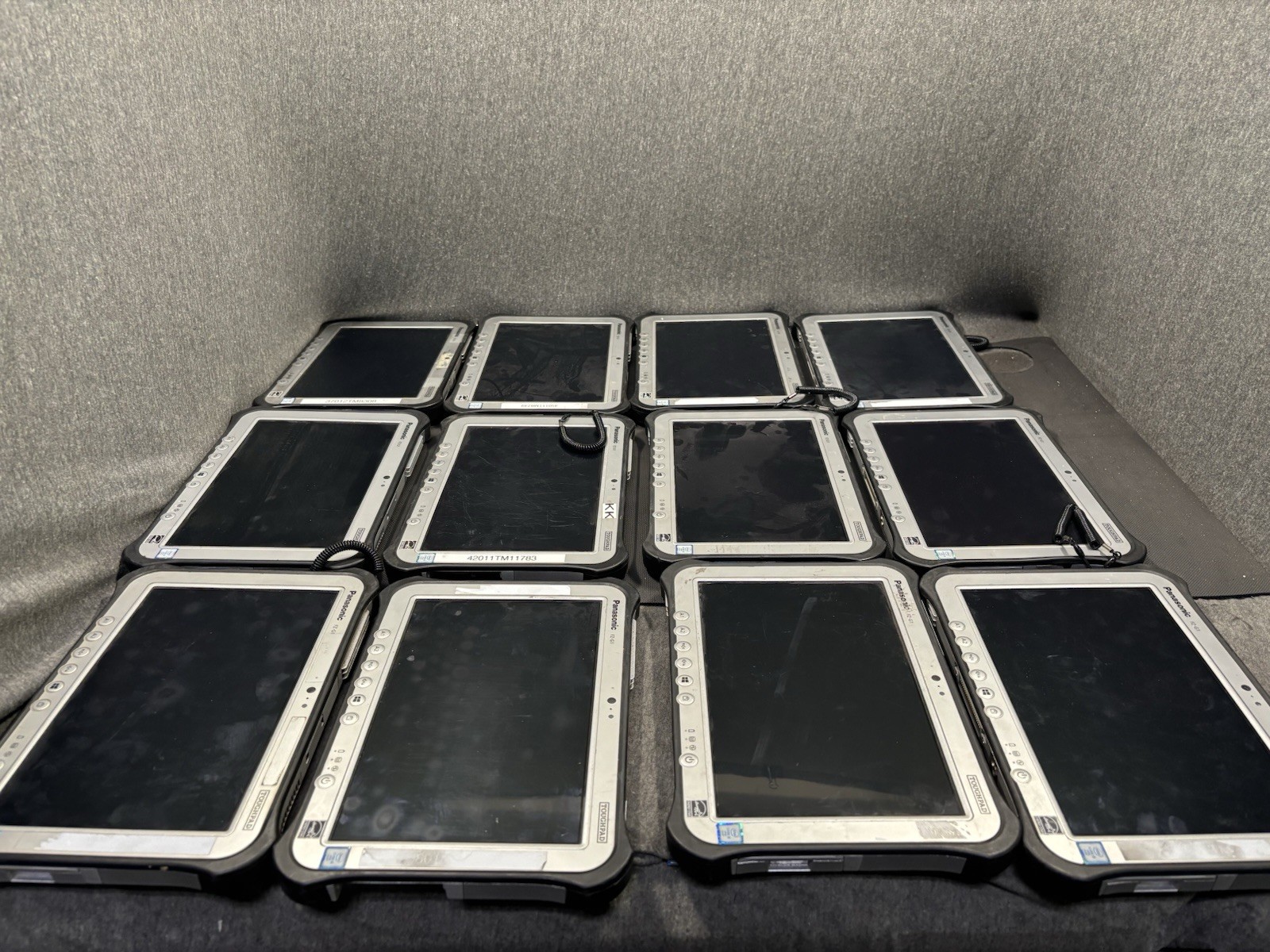 Lot of 12 Panasonic TOUGHPAD FZG1-4 i5-6300U 2.40GHz 8GB RAM 256GB SSD J12098