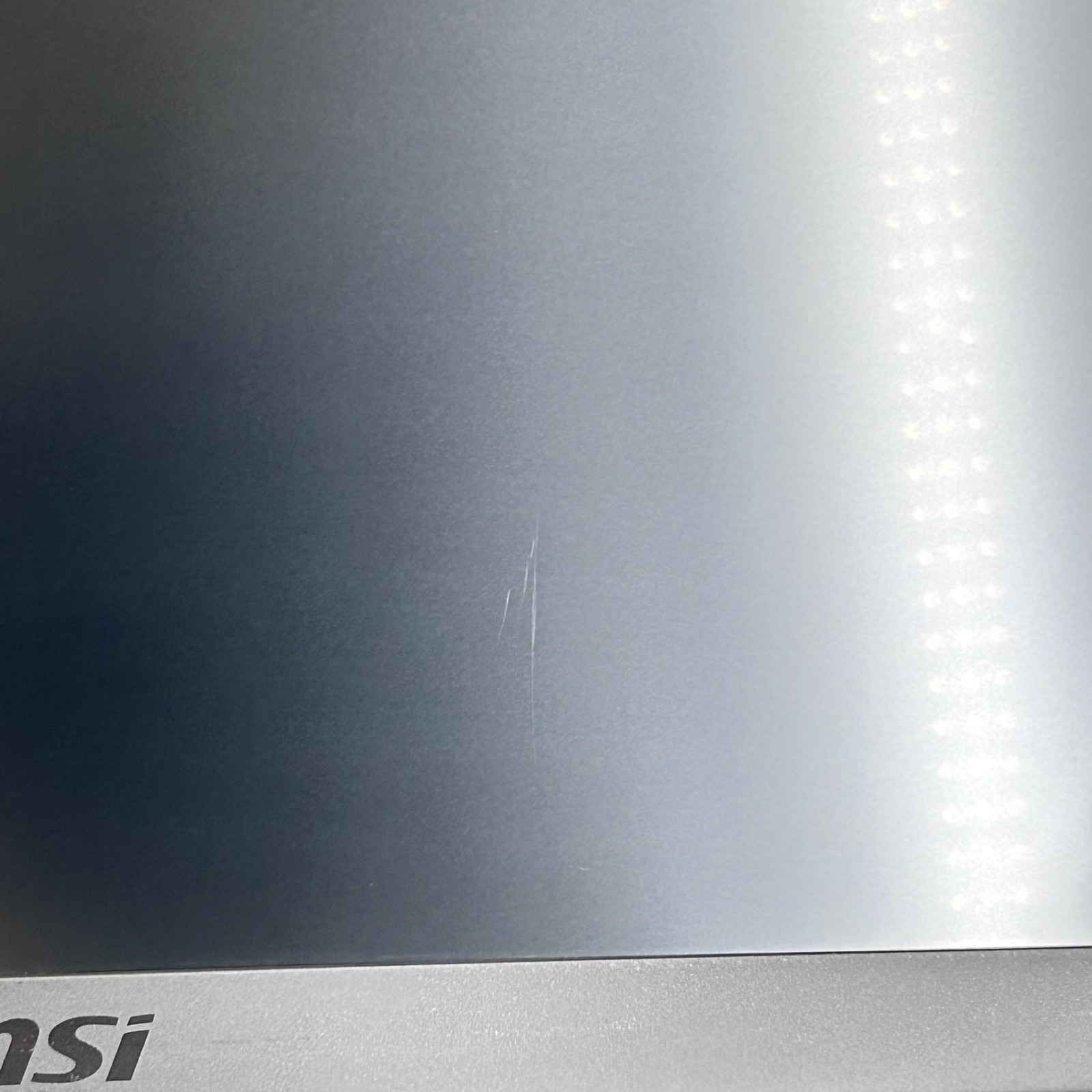 MSI Stealth GS75 17 FHD i7-9750H 2.60GHz 16GB 1TB SSD RTX 2070 Max-Q BENT FRAME