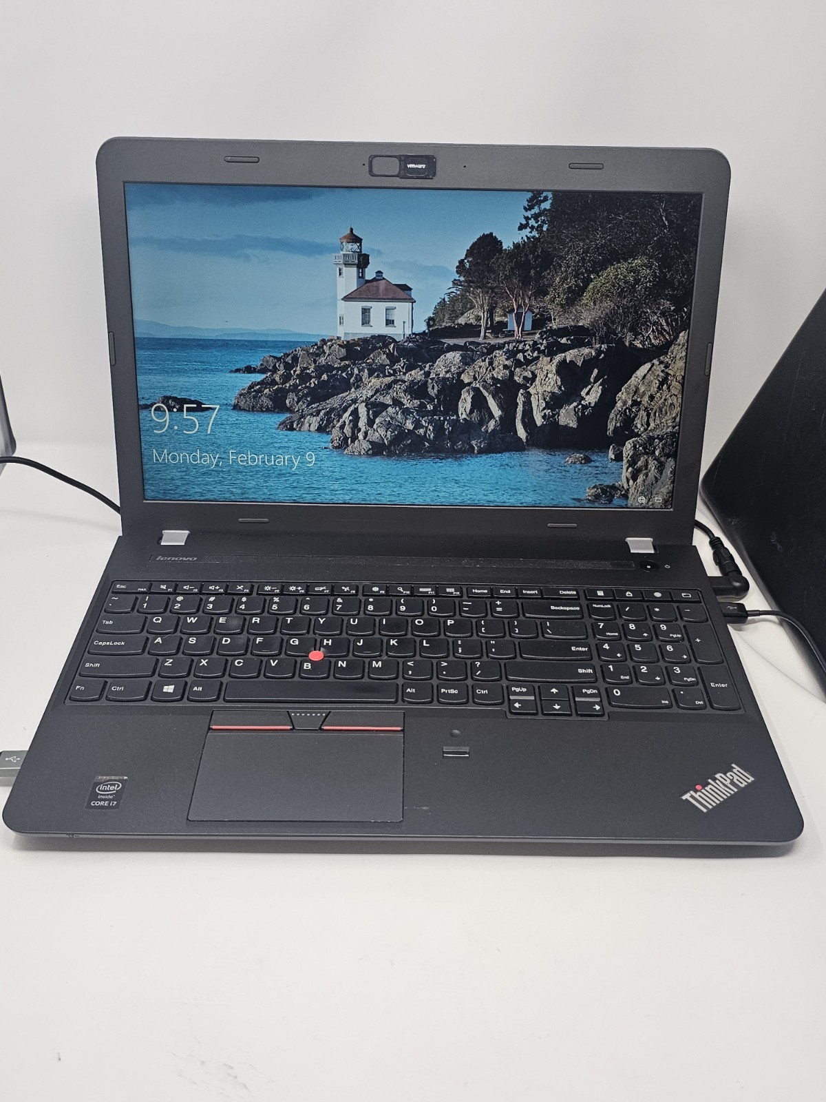 Lenovo ThinkPad E550 Laptop Intel Core i3-4th @ 2.20GHz 4GB RAM 128GB SSD