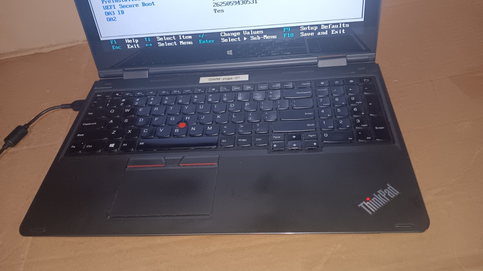 Lenovo ThinkPad Yoga 15 Core i5-5200 @ 2.2 GHz 15.6 convertible LCD screen 20DQ