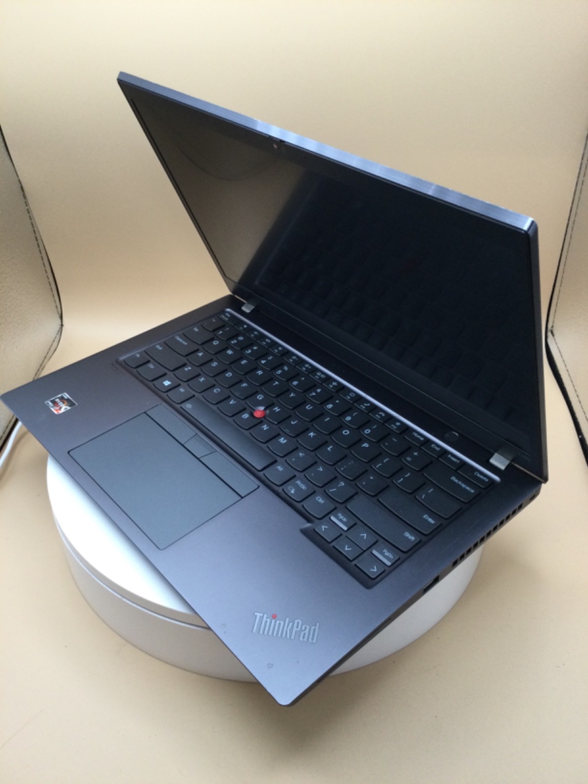 Lenovo ThinkPad T14s G2 14″ Laptop Ryzen 7 5850U 16GB RAM 512GB SSD W11P Used