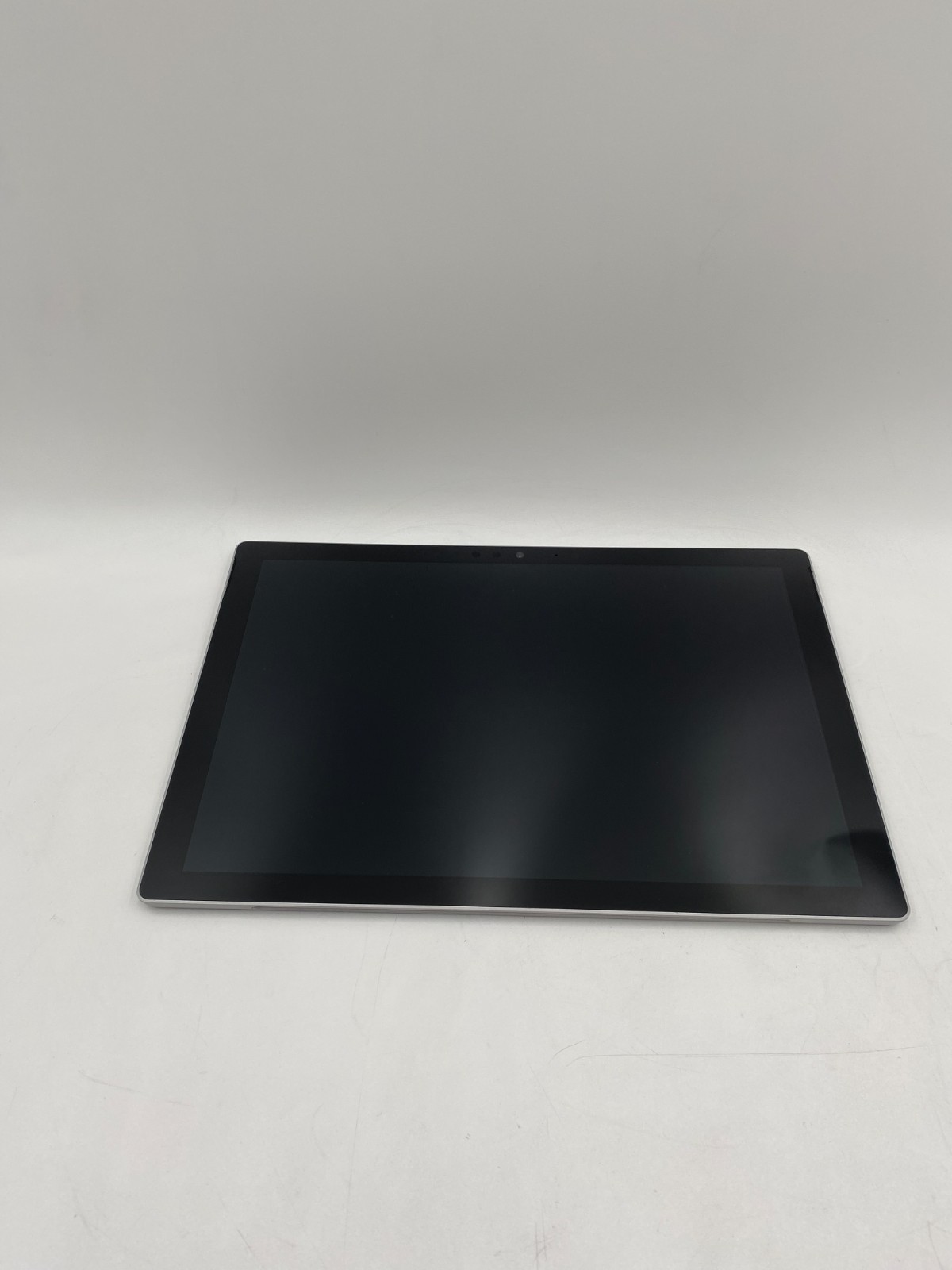 Microsoft Surface Pro 6 1796 i7-8650U 1.9GHz 256GB SSD 8GB DDR4 Silver FAIR/DENT
