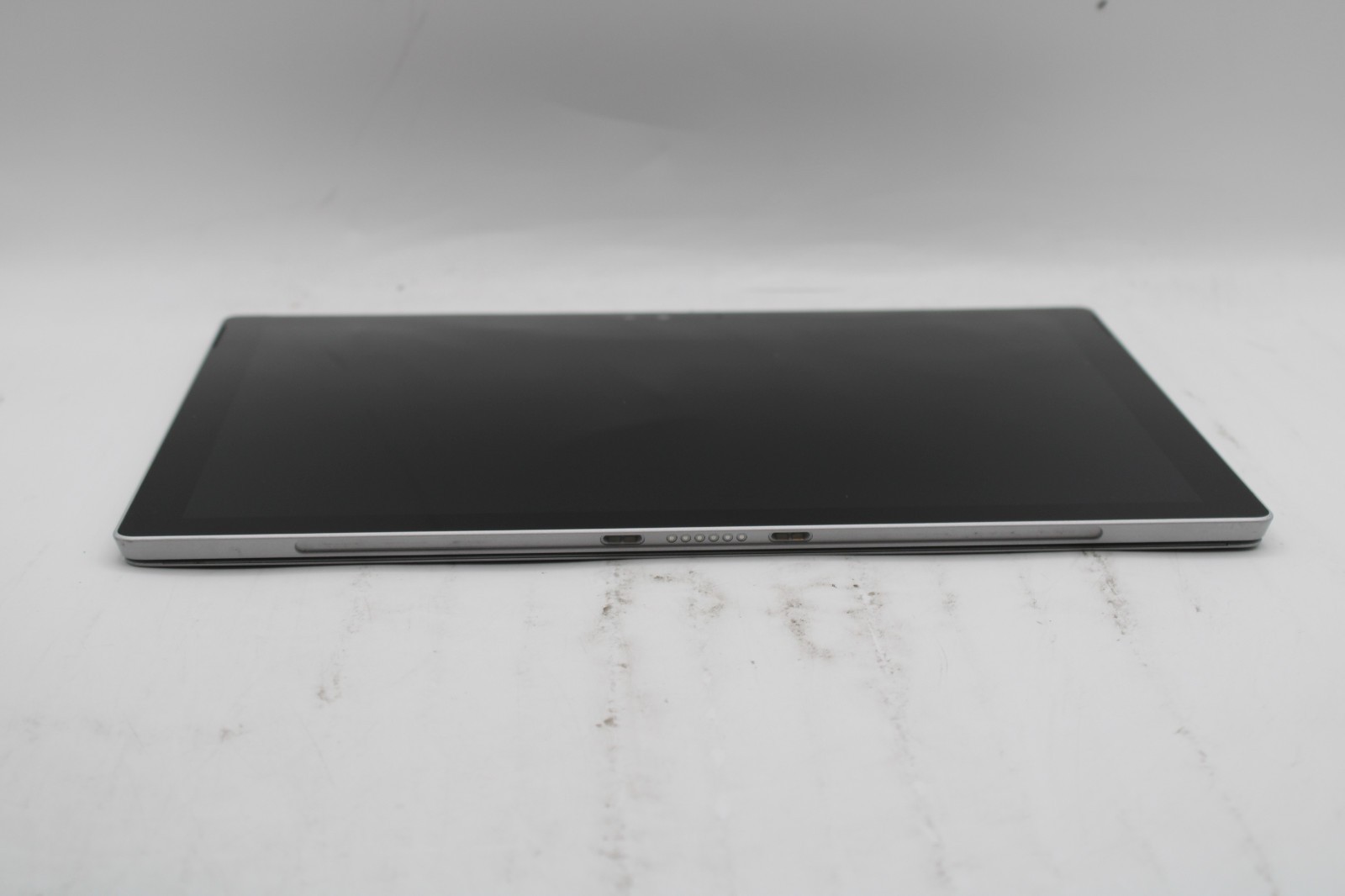 Microsoft Surface Pro 4 1724 i5-6300U 4GB RAM 128GB SSD No OS