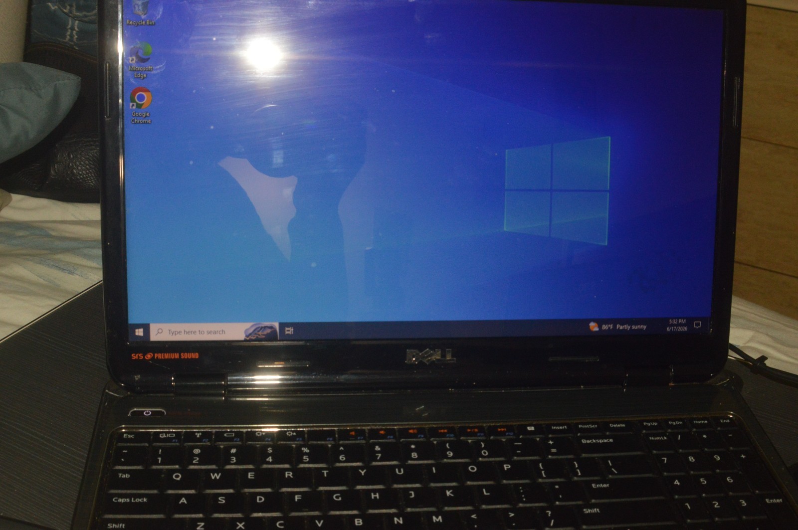 dell inspiron n5010 laptop replaced batterys 8 gig mem 320 h/drive