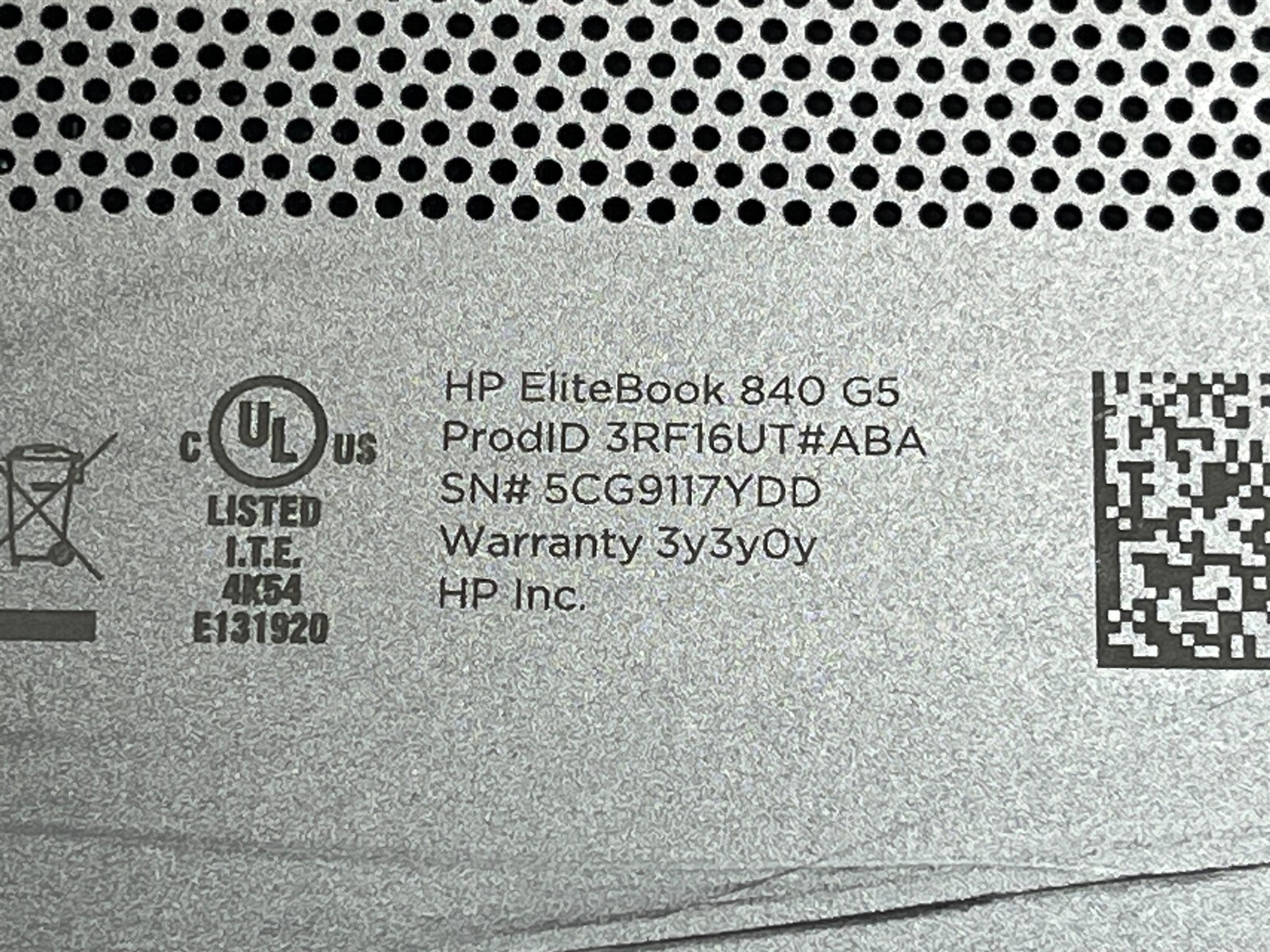 HP EliteBook 840 G5 i7-8650U 1.9GHz 8GB DDR4 512GB SSD WIN 11 PRO 14″ Laptop PC