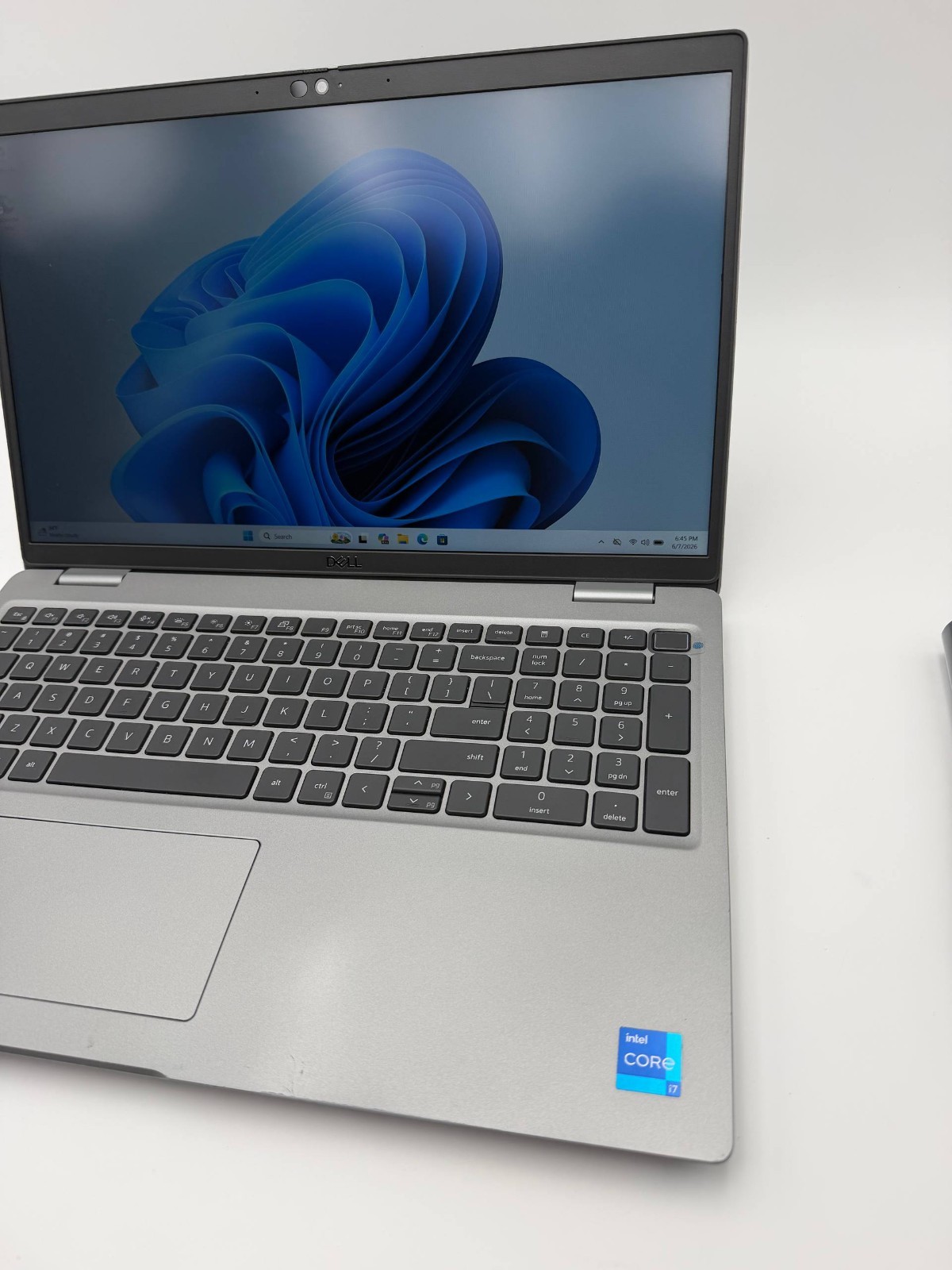 Dell Precision 3561 15.6″ i7-11800H 32GB 512GB NVMe SSD Nvidia T600 Win 11 Pro