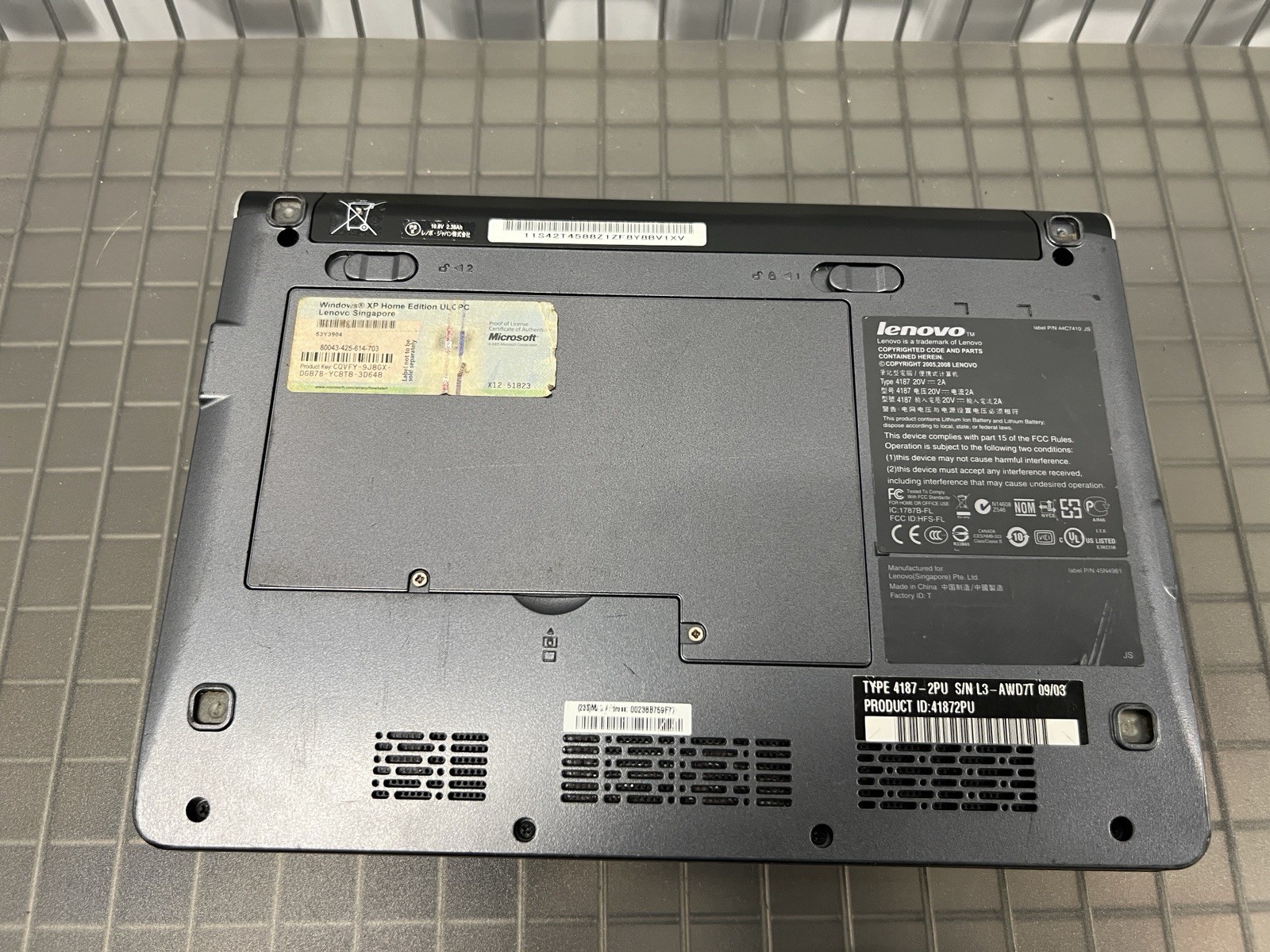 Lenovo IdeaPad S10e & CHARGER Windows XP Netbook 240GB SSD