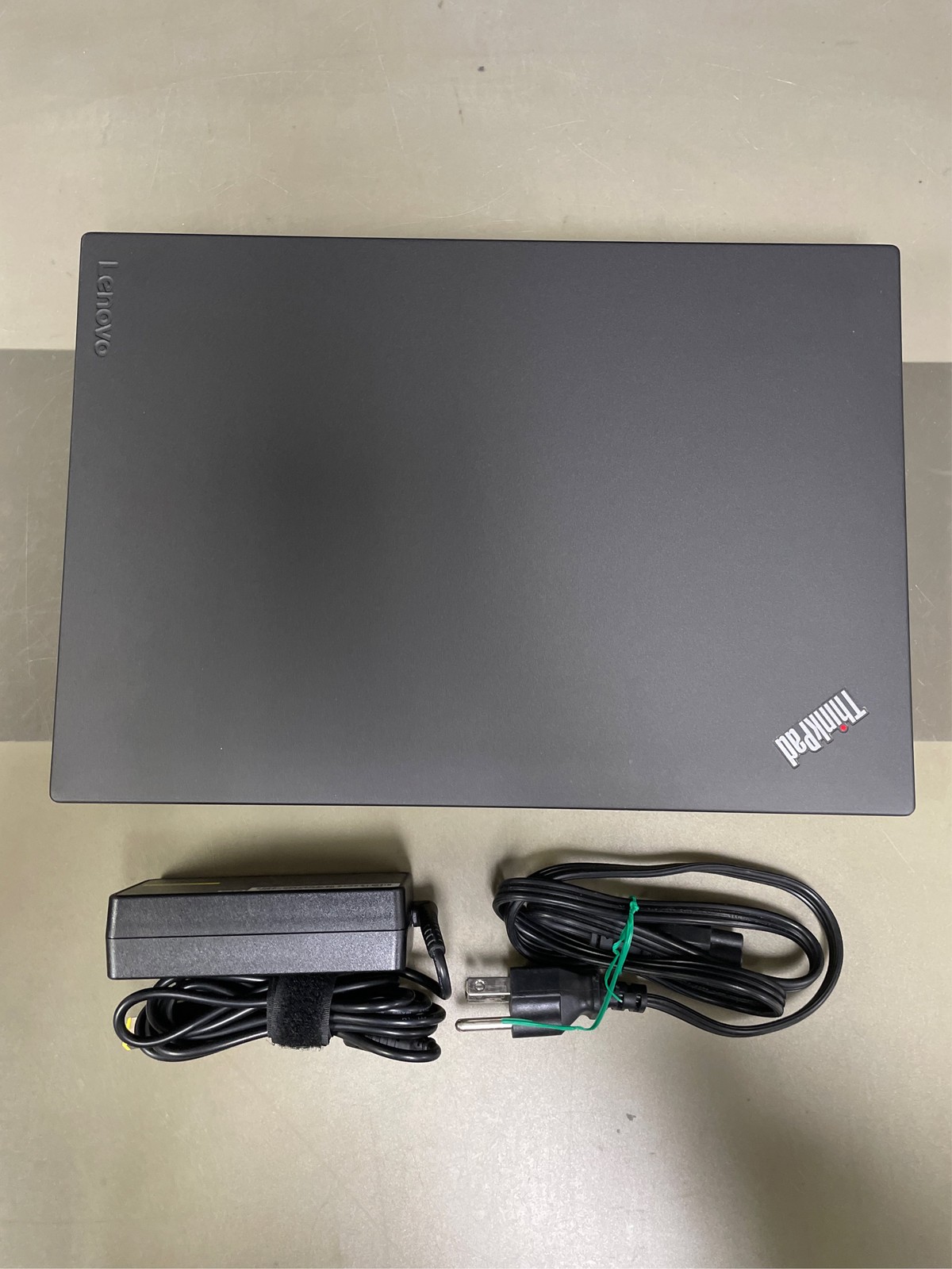 Lenovo ThinkPad T470 14-inch HD with 2.4GHz Intel Core i5 (8GB, 256GB)*For parts