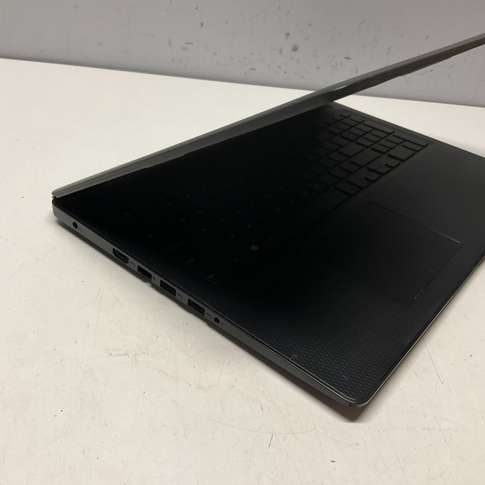 Dell Inspiron 3583, Intel Pentium Gold 5405 @2.30Ghz, 4GB RAM 128GB SSD Win 10