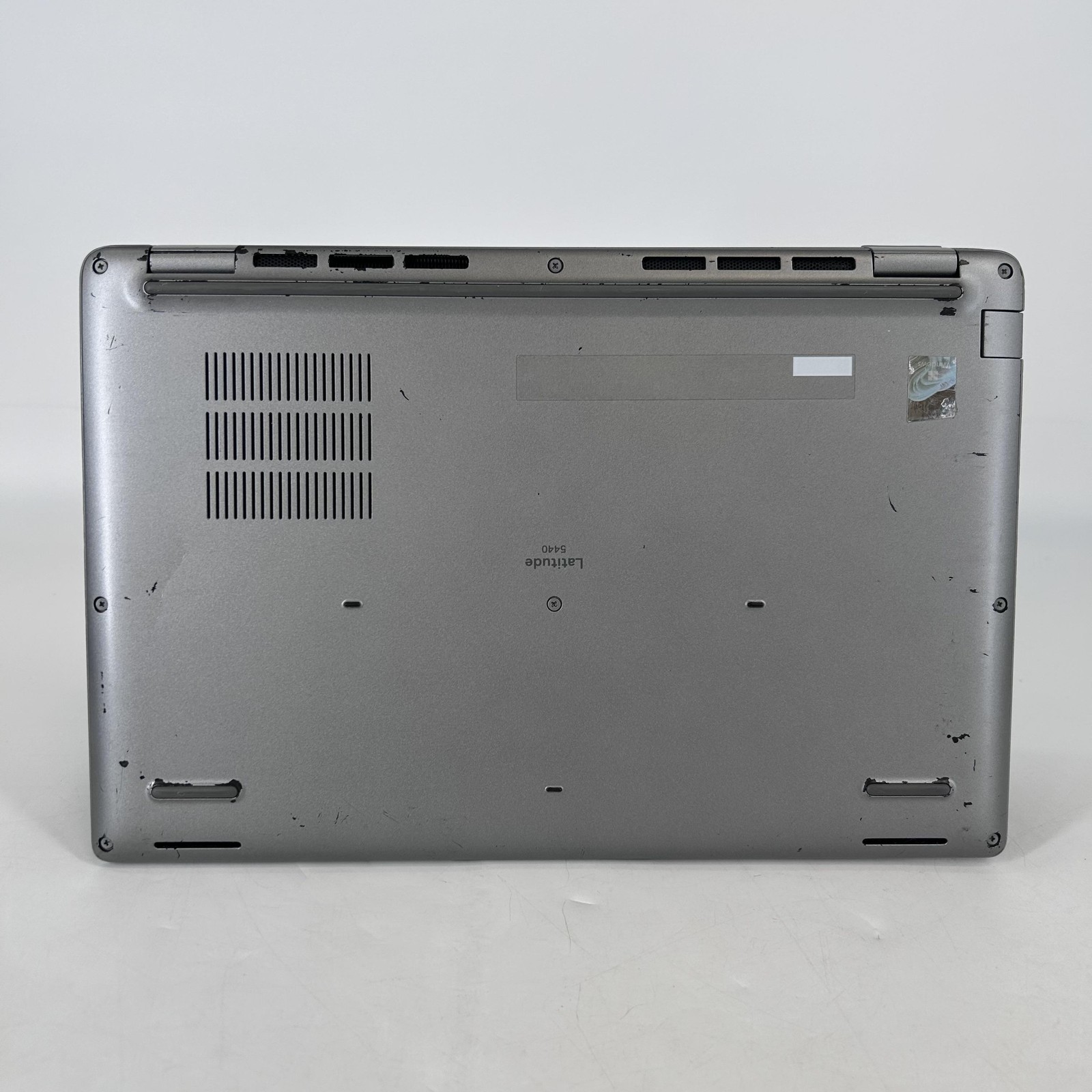 Dell Latitude 5440 14 Gray FHD 1.8 GHz i7-1365U 16GB 512GB SSD Good WHITE SPOTS