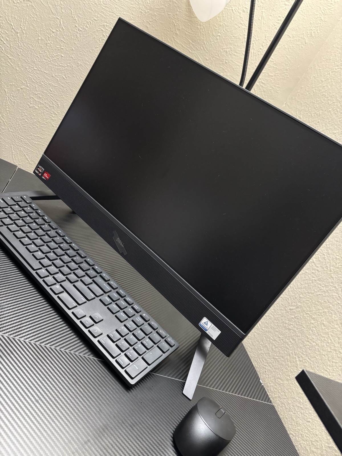 Dell Inspiron 24 5415 AMD Ryzen 5 7530U 8GB RAM 477GB touchscreen