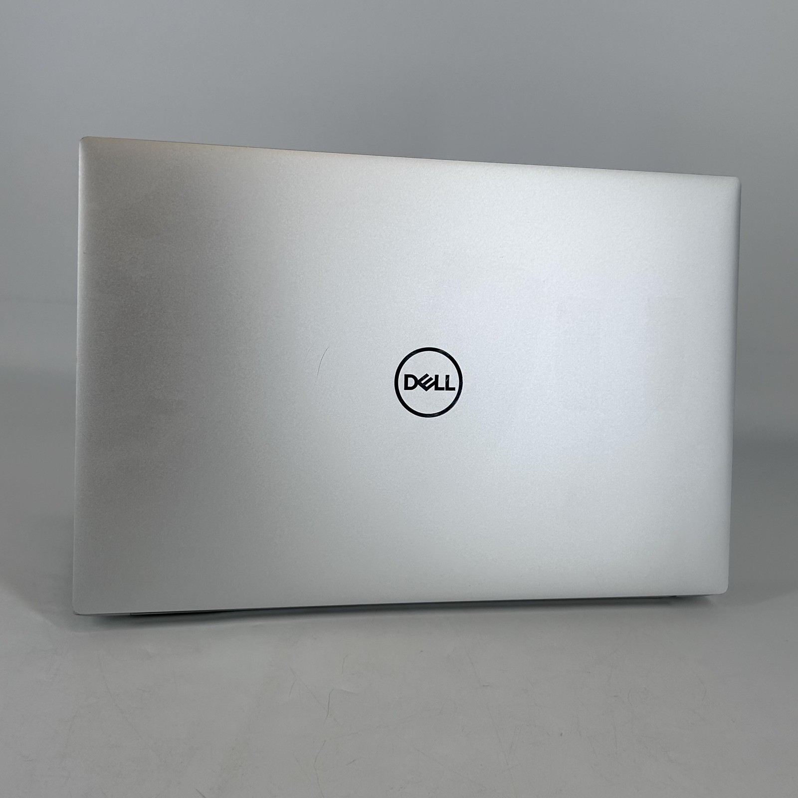 Dell XPS 15 9500 UHD+ TOUCH i7-10875H 2.30GHz 32GB 2TB SSD GTX 1650 Ti Good