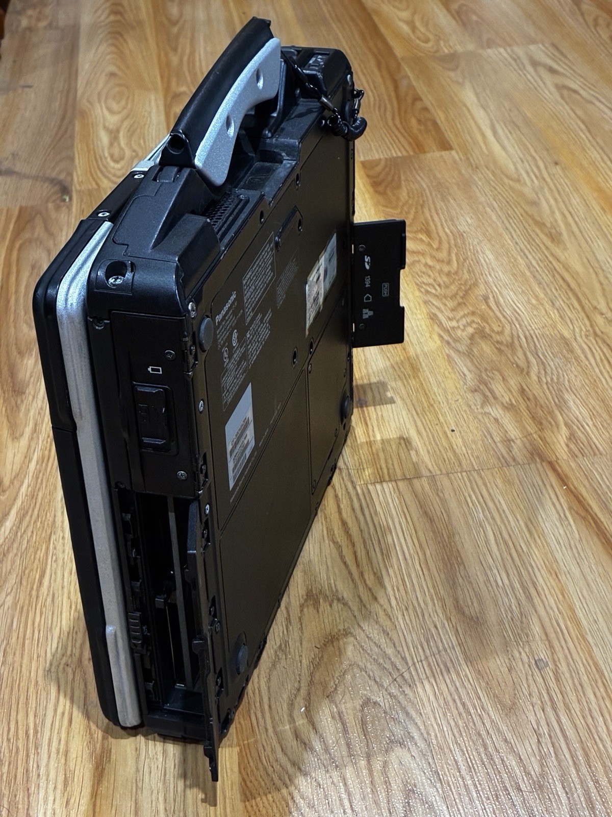 Panasonic Toughbook CF-30 MK1 | 3GB RAM | 120GB SSD | Win XP SP3 | No AC⁠
