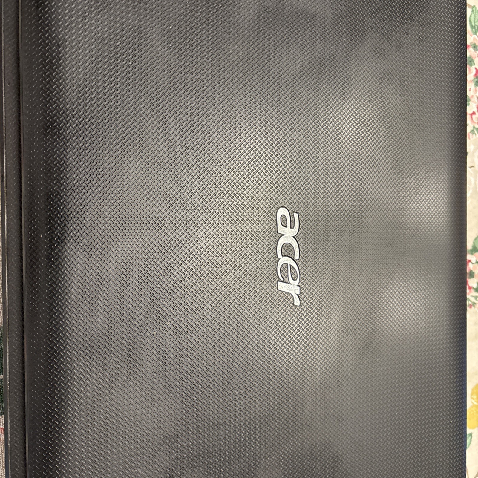 Acer Aspire 5253 BZ692 MDL P5WE6 /AMD Dual-Core C-50 1GHz/275GHz Ram PARTS ONLY