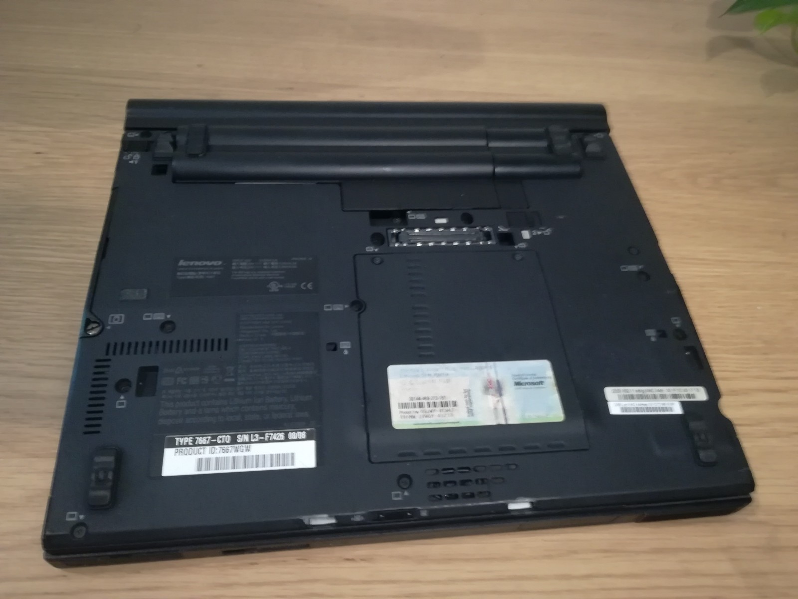 Lenovo ThinkPad X61s Core 2 Duo 1.6Ghz Windows XP Windows 7