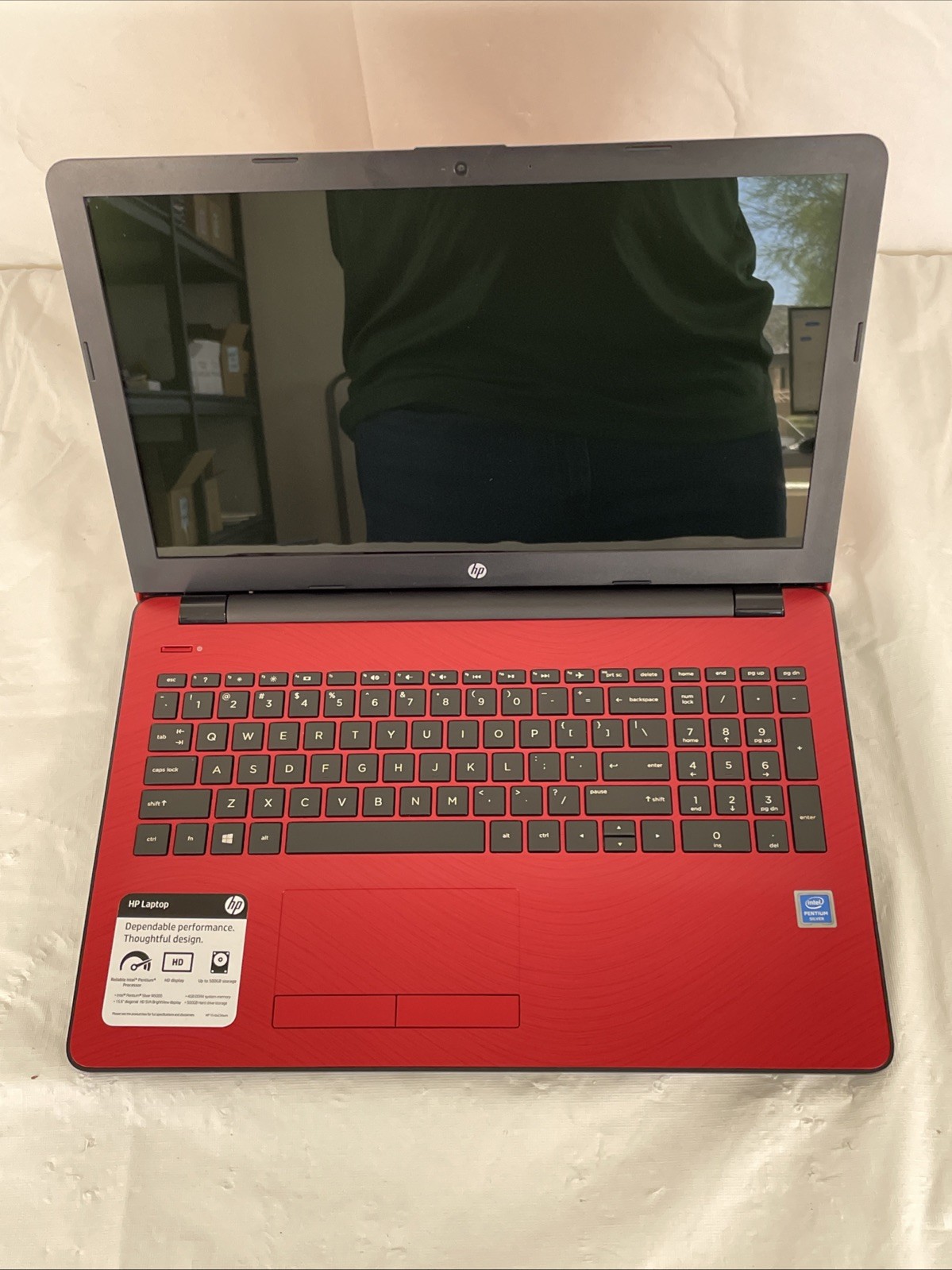 HP 15-bs234wm 15.6″ Laptop | Pentium Silver N5000 1.1GHz | RAM: 8GB | No OS/HDD