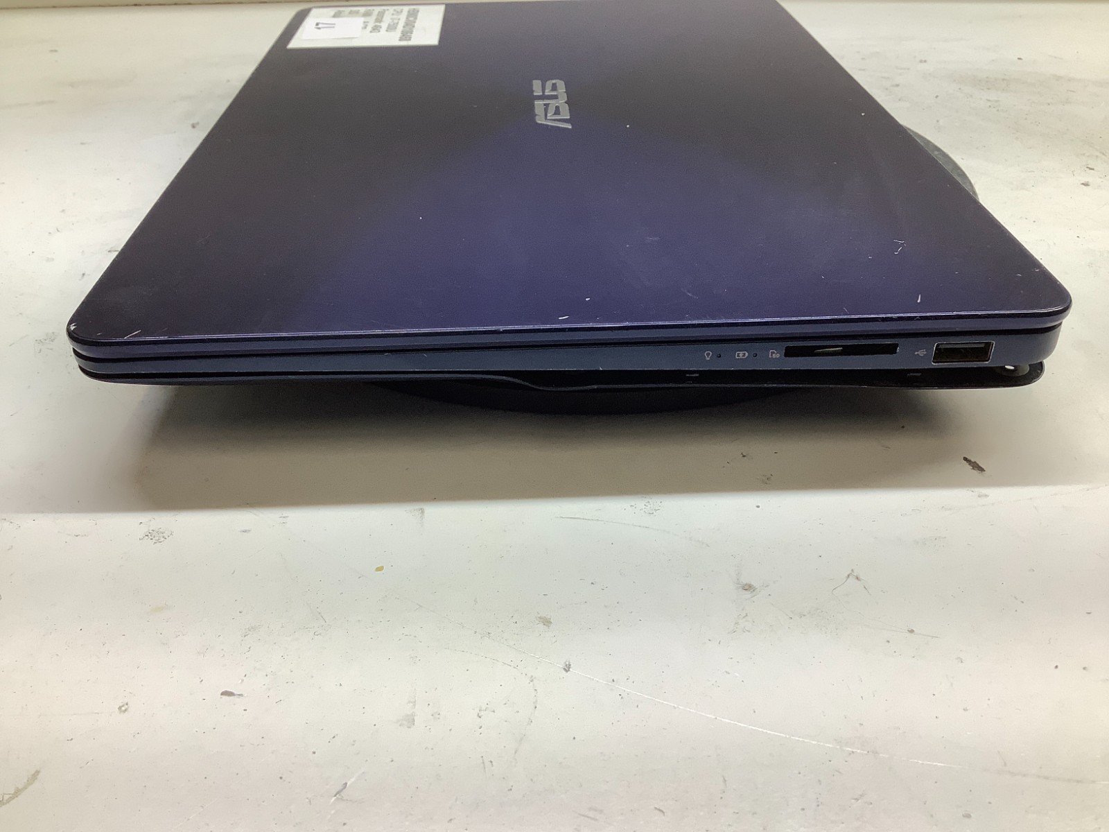 Asus Zenbook UX430U Intel Core i7-7500u 2.7GHz 8GB NO HDD
