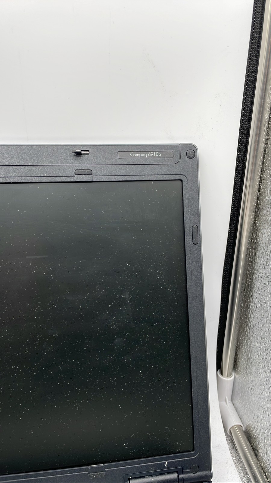 HP Compaq 6910p RH244AV Intel Centrino Laptops Lot Of 2