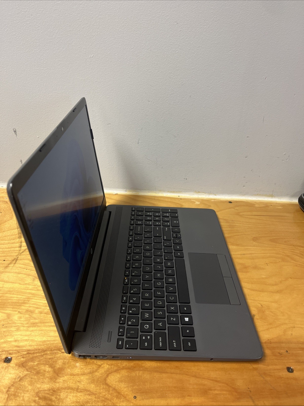 HP 255 G8 AMD Ryzen 5 5500U 16GB RAM 256GB SSD Win11 Pro