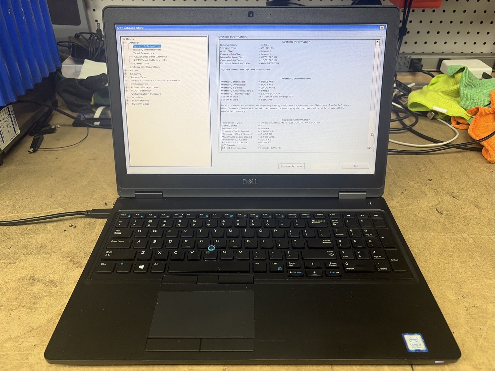 Dell Latitude 5590 15.6″ HD i5-8250u 8GB RAM No OS/SSD
