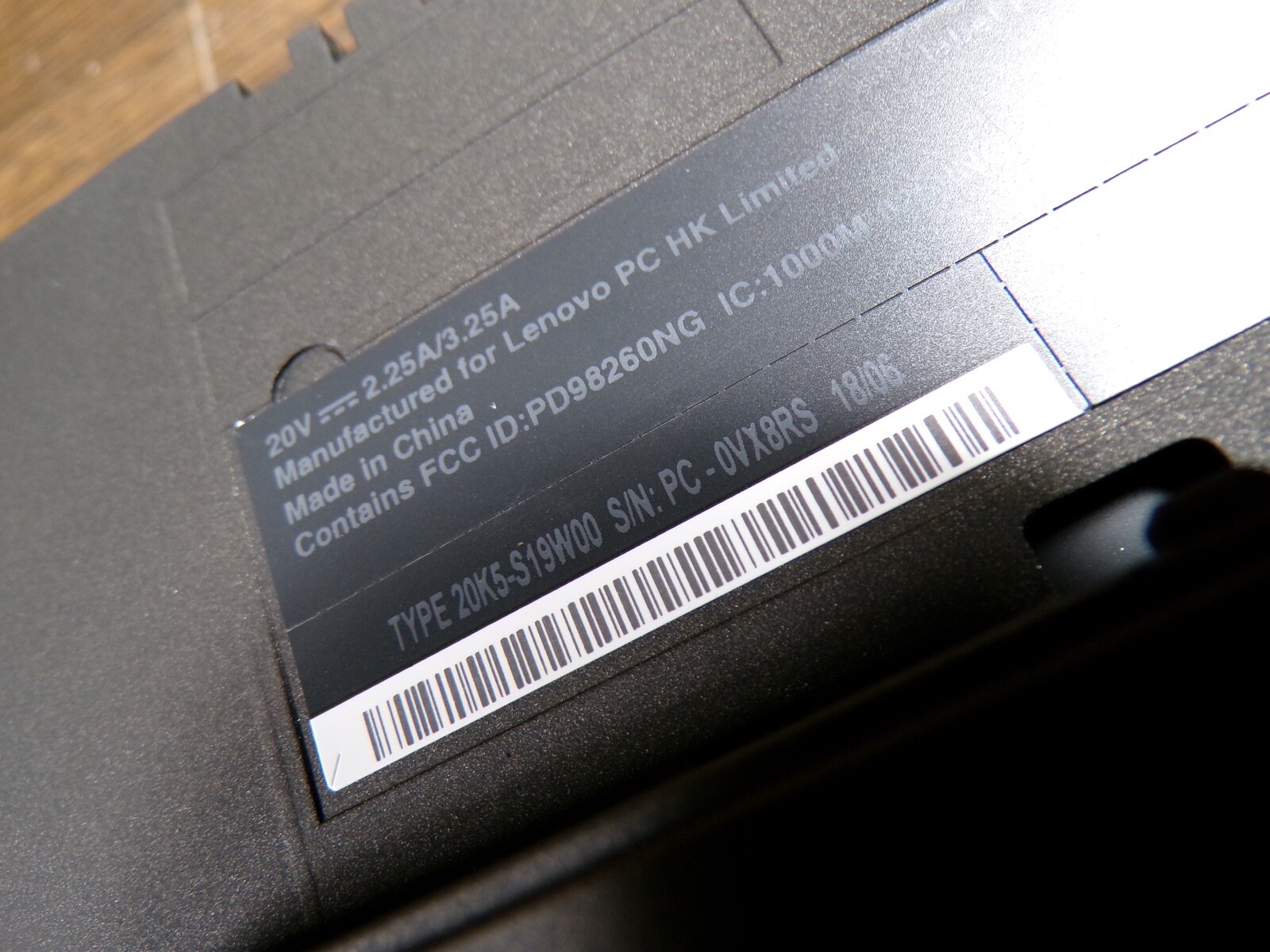 THINKPAD LENOVO T560 INTEL CORE i5-6300U 2.40GHZ 4GB RAM **NO HD/ NO CADDIE