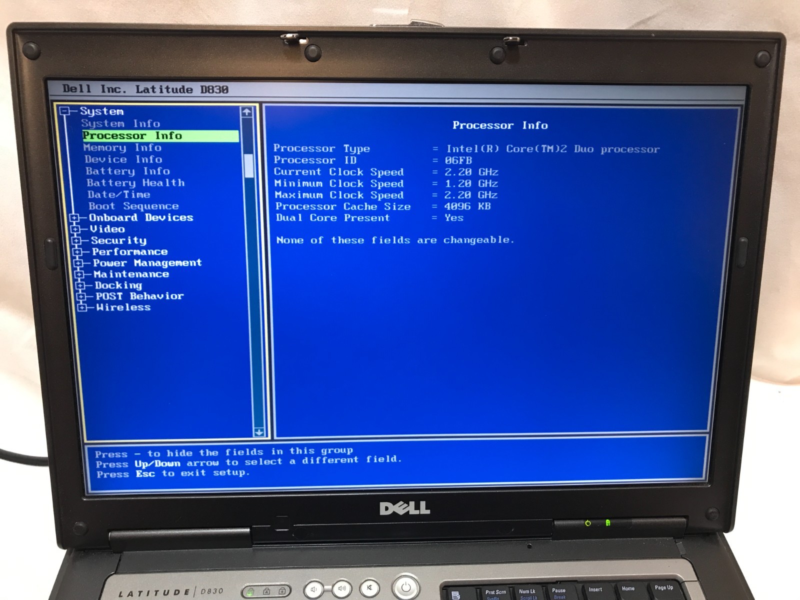 Dell Latitude Laptop D830 Duo Core 1GB 100HD Serial Windows XP Charger Vintage