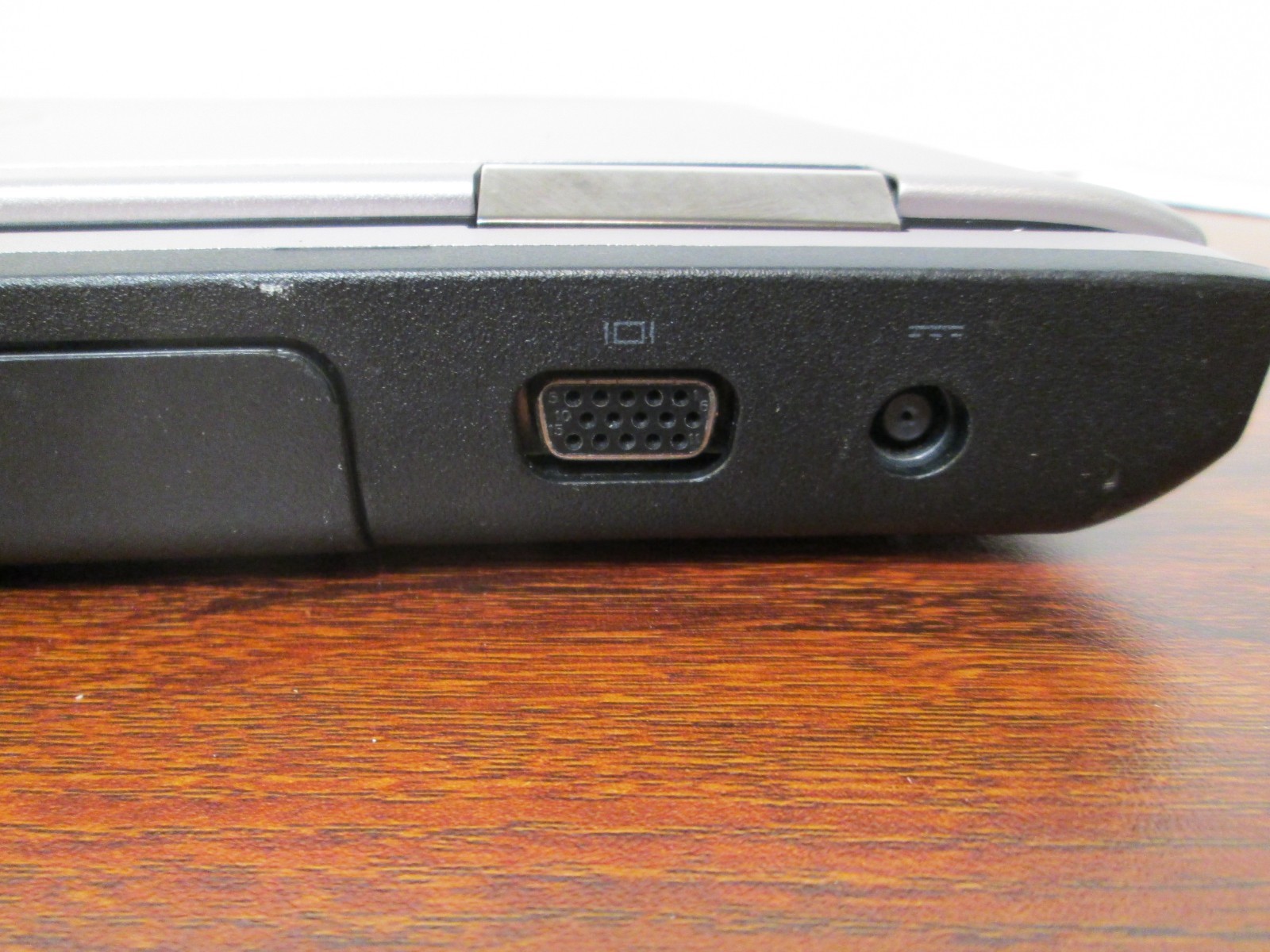 Dell Vostro 3550 PARTS ONLY No Boot ,No Ram,Hard Drive,P/S as is
