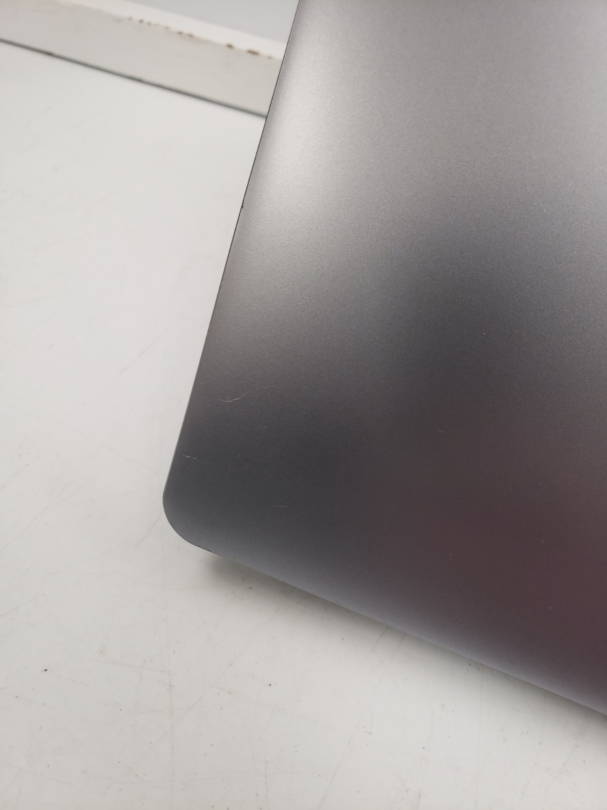 (89928-1) Lenovo IdeaPad Slim 3 15ABR8 Laptop