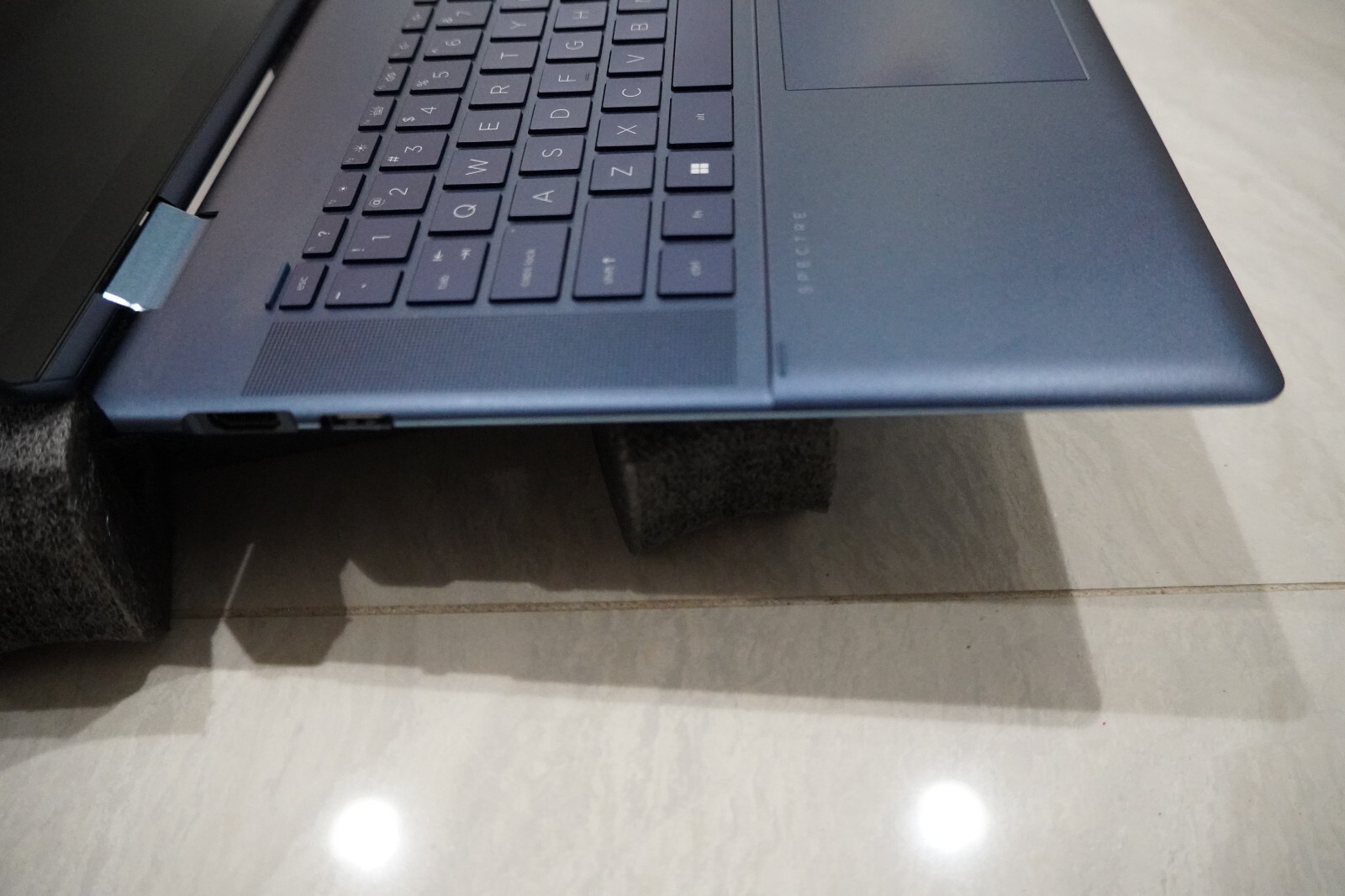 HP Spectre X360 16-f1013dx 16″ 12700H 16GB 512GB HP Pen Win 11 3K Nocturne Blue